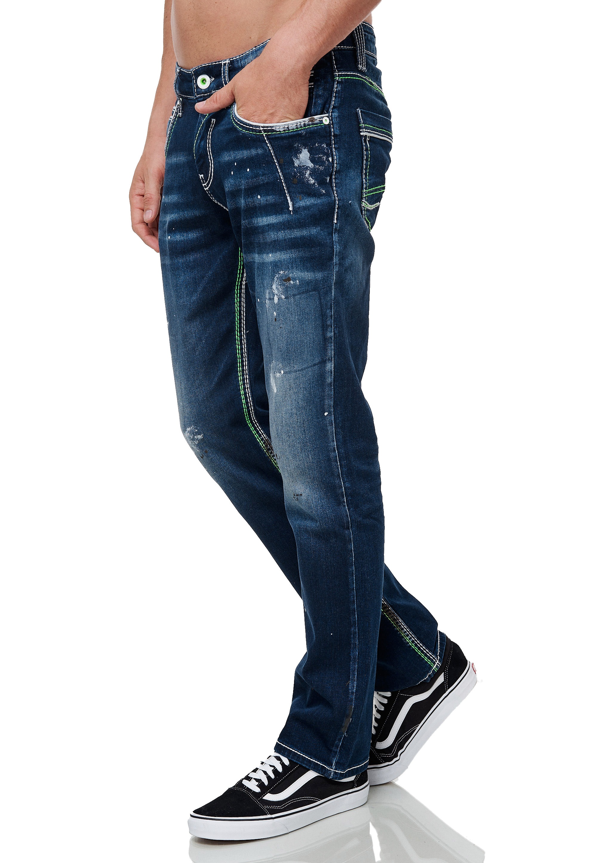 Rusty Neal Straight-Jeans, mit kontrastierenden Ziernähten ▷ kaufen