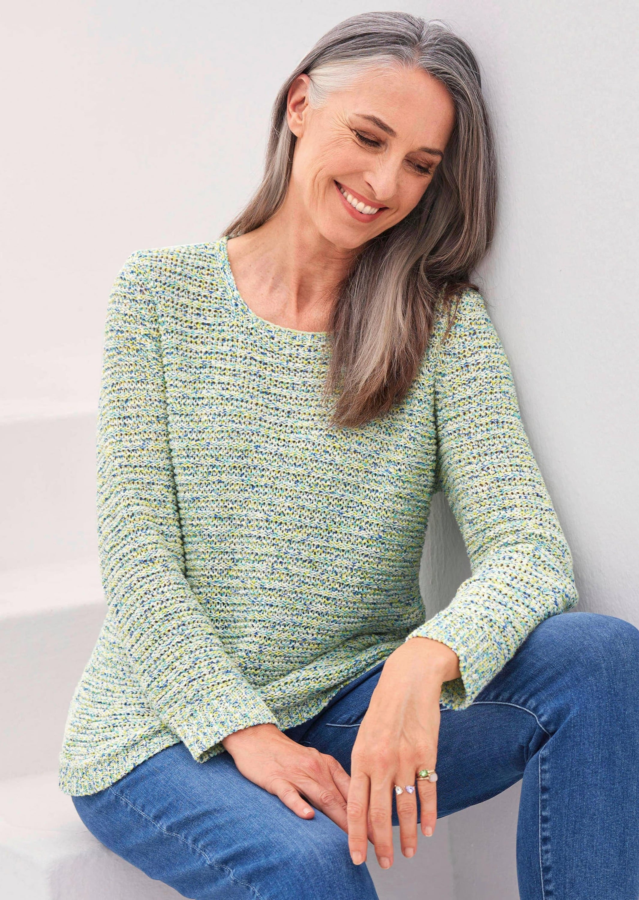 GOLDNER Rundhalspullover »Kurzgröße Strickoberteil mit Multicolor-Effekt«