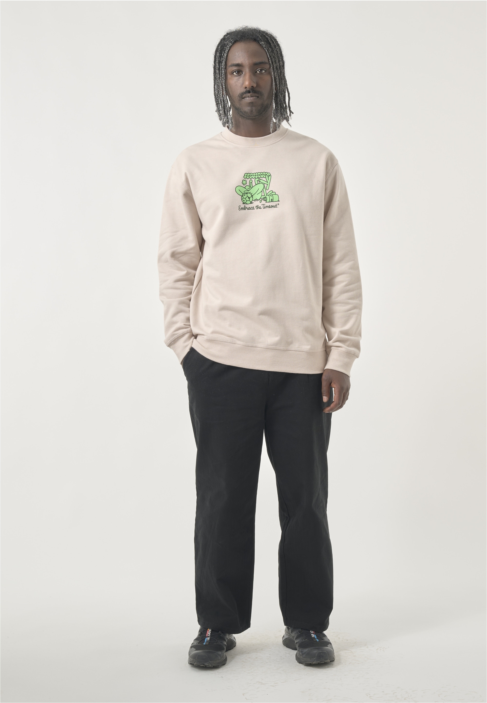 Cleptomanicx Strickpullover »Embrace Football«, mit coolem Print vorne