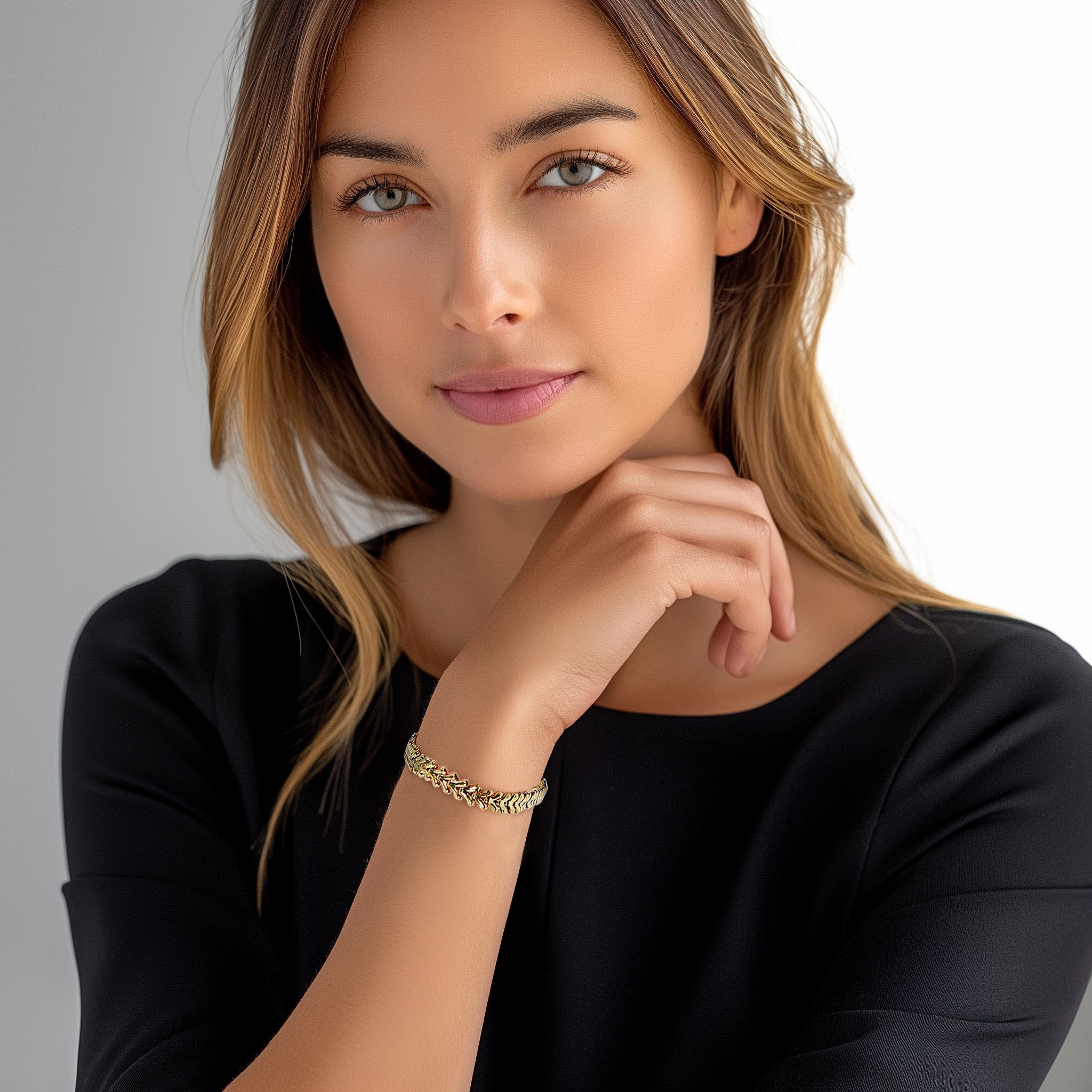 Firetti Armband »Schmuck Geschenk Edelstahl Armschmuck Herzkettengliederung Liebe«