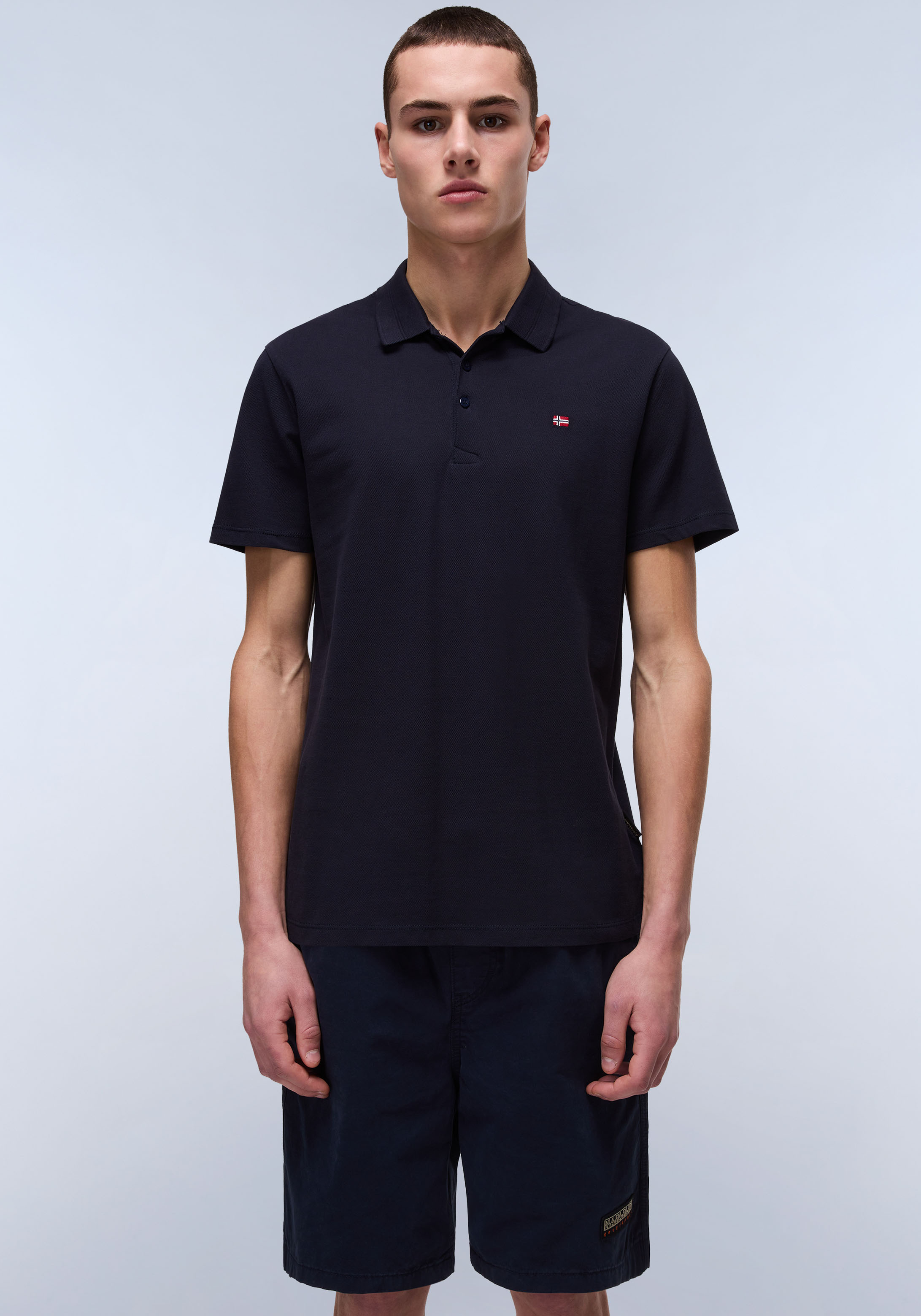 Napapijri Poloshirt "EALIS SS SUM" mit Polokragen, Kurzarm-Design, aus Baumwolle, hüftlange Schnittform