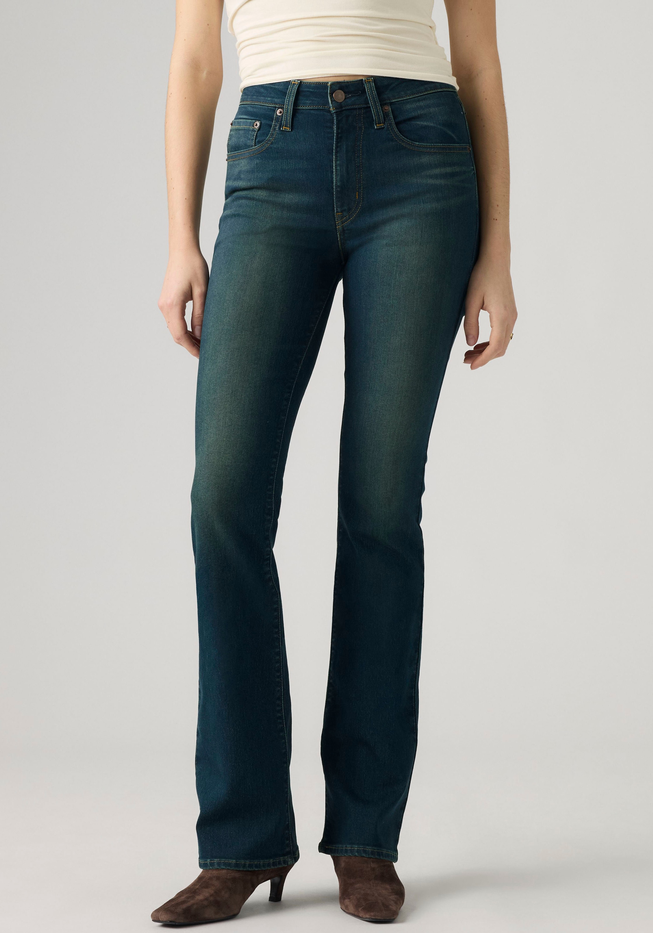Levis "725 HIGH RISE BOOTCUT"