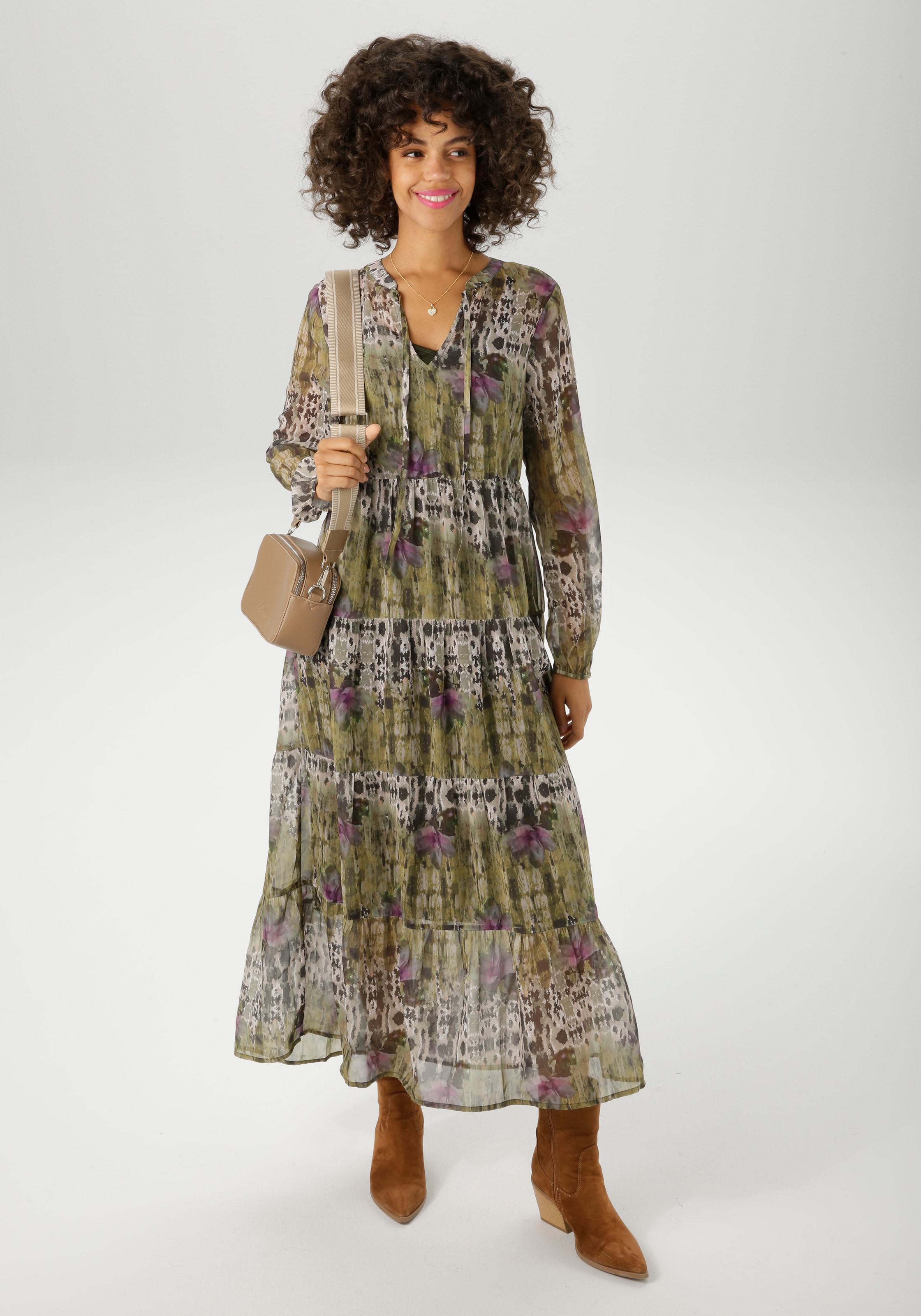 Aniston CASUAL Maxikleid, (mit Unterkleid), mit Batik-Blüten im grafischen Druck - NEUE KOLLEKTION