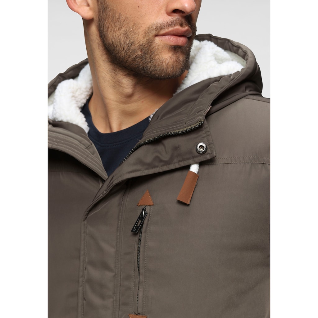 Bruno Banani Winterjacke, mit Kapuze