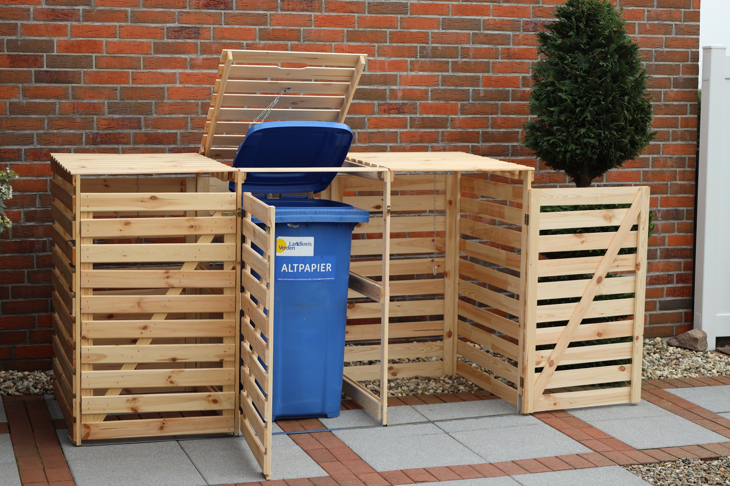 promadino Mülltonnenbox »Vario III«, für 3 Tonnen, robust aus zertifiziertem Kiefernholz