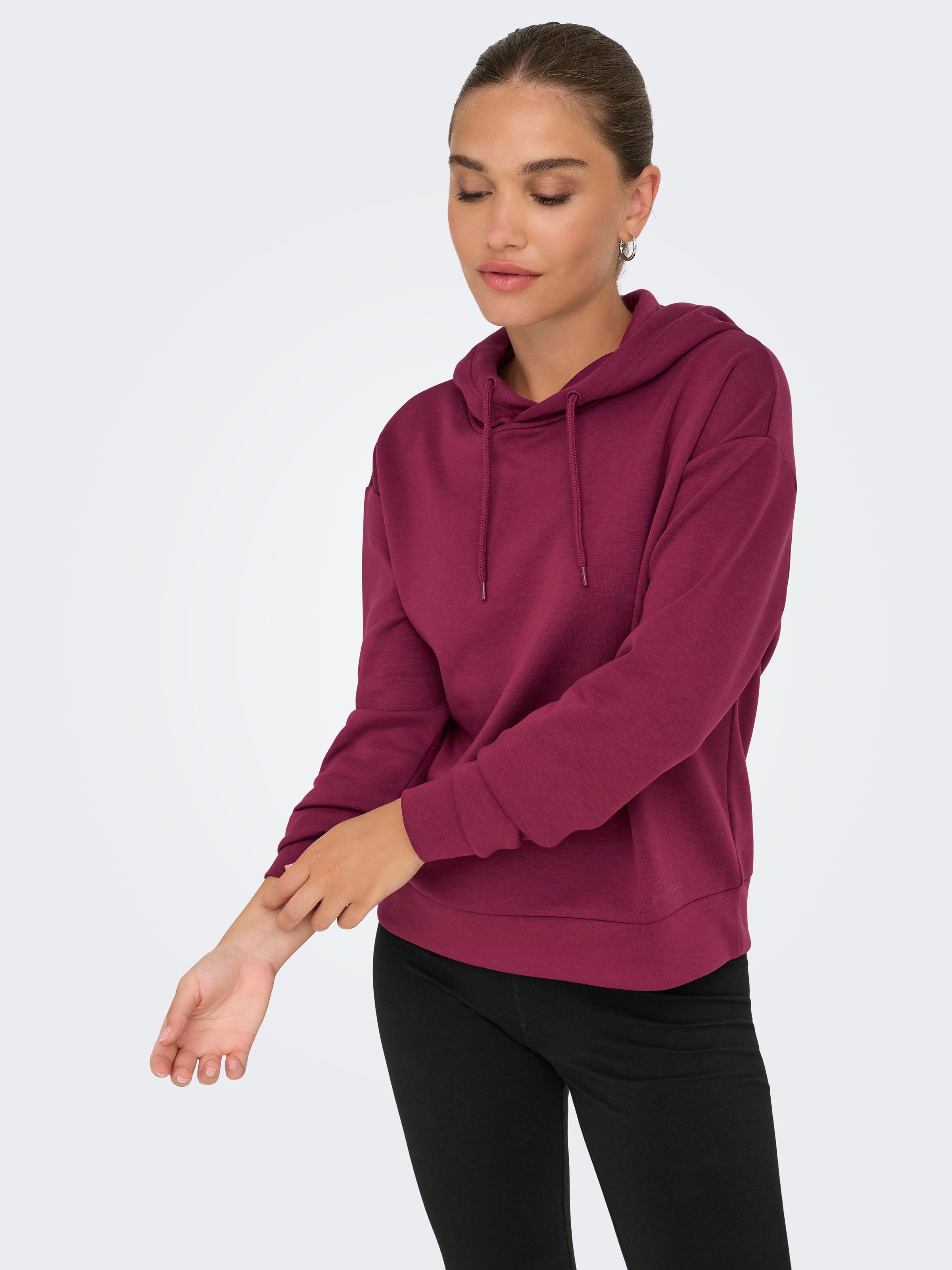 ONLY Play Kapuzensweatshirt "ONPLOUNGE LS HOOD SWEAT - NOOS" günstig online kaufen