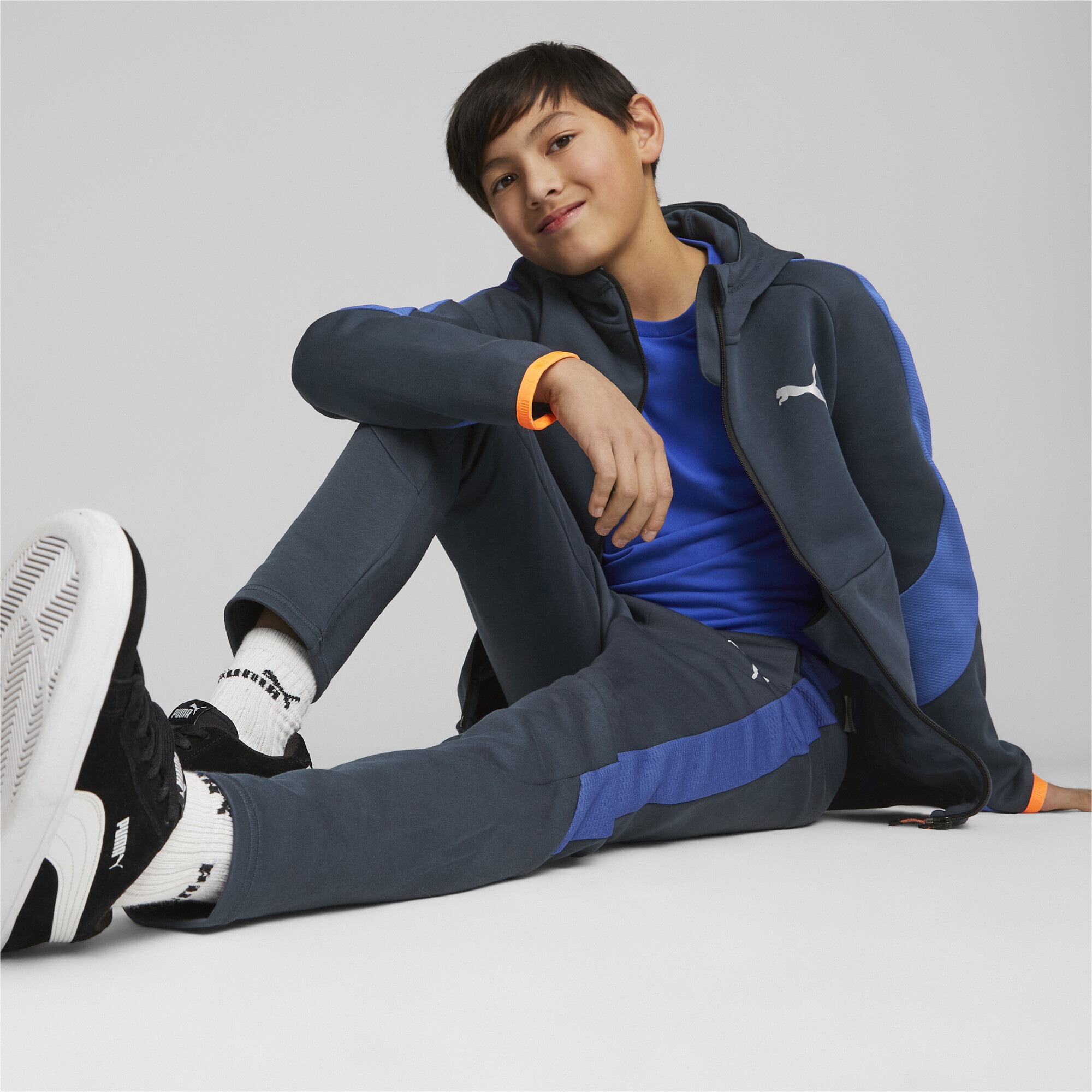 PUMA Sweatshirt »Recycelte Materialien: Evostripe Reißverschluss-Hoodie«