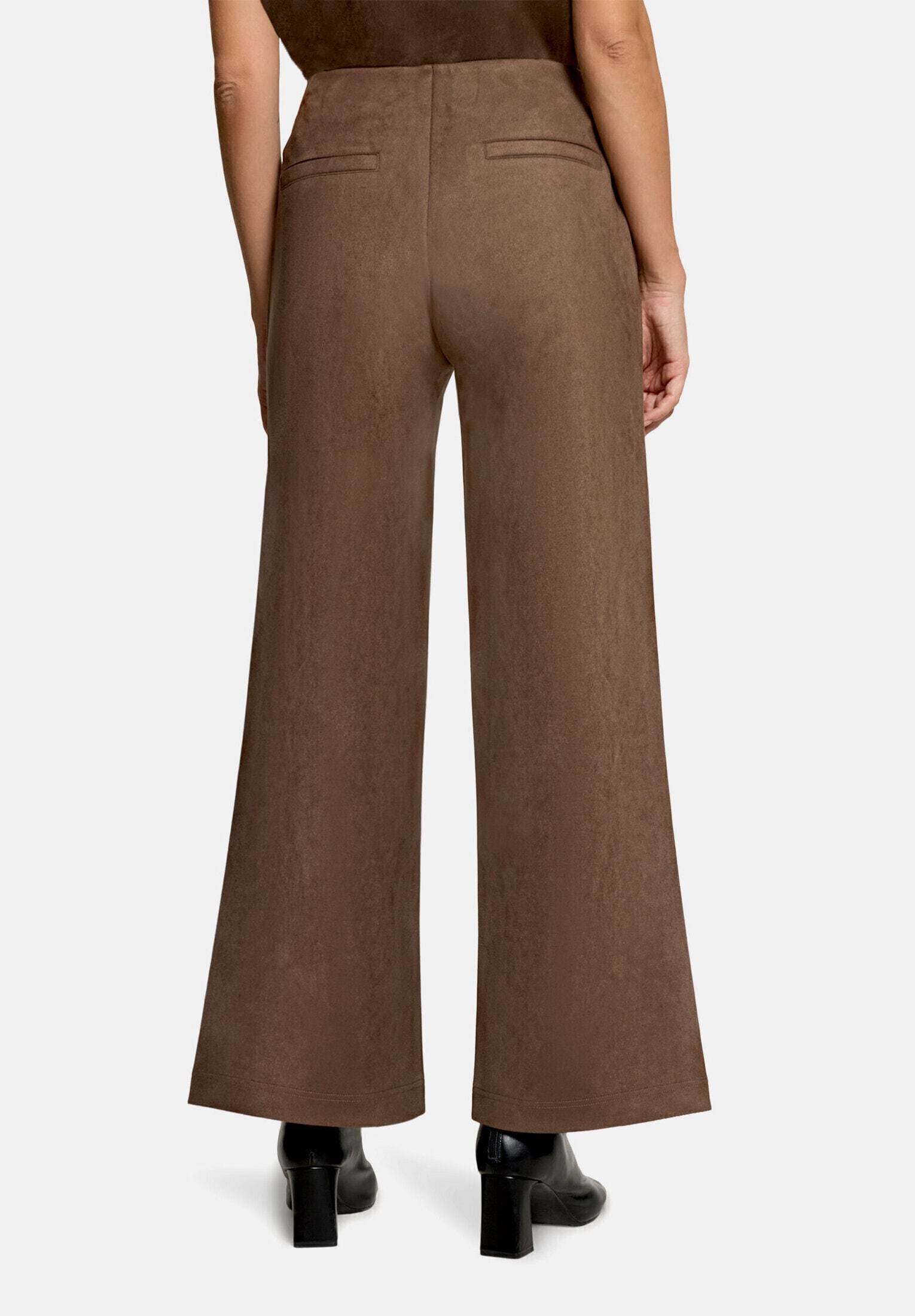 Cartoon Culotte »Damen mit weitem Bein«
