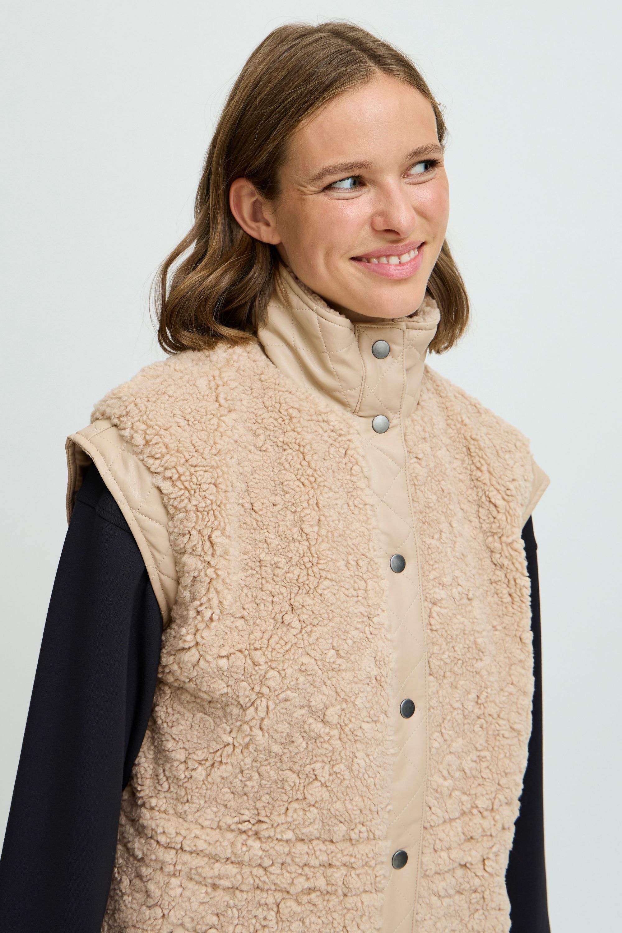 b.young Fleeceweste »Fleeceweste BYANAMAJ WAISTCOAT -«, (1 tlg.), Ohne