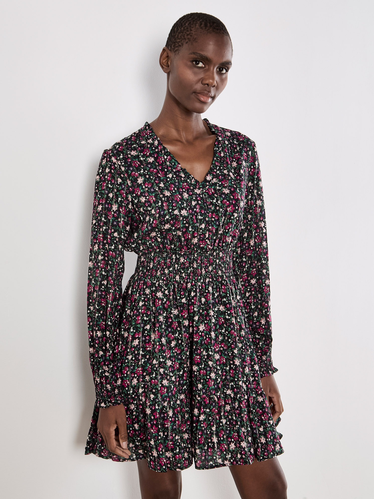 Apricot Druckkleid »Minikleid« mit Smokdetails und Blumenmuster