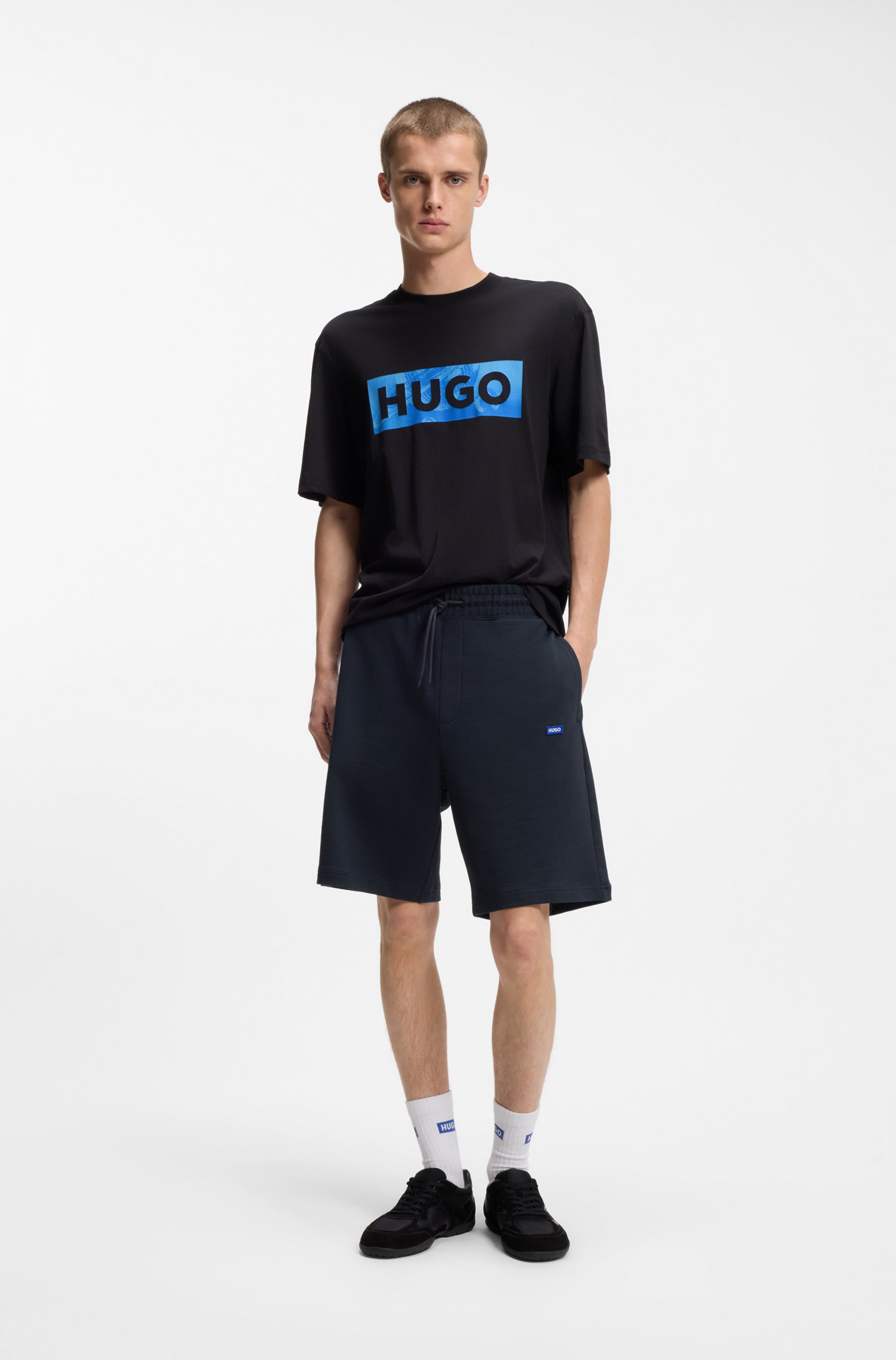 Thumbnail - HUGO Blue Sweatshorts "Nasensio" mit Markenlabel