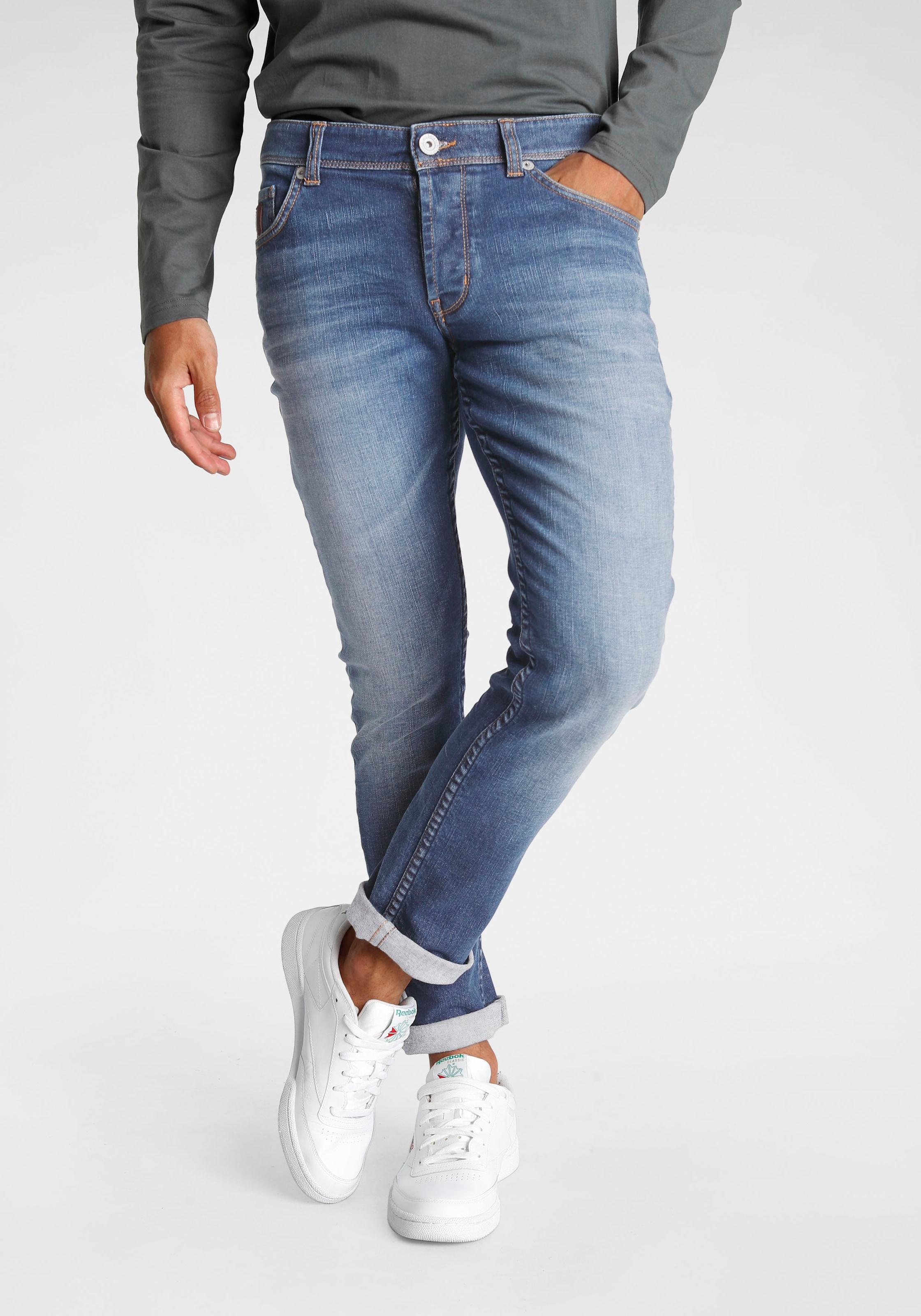 Bruno Banani Slim-fit-Jeans "Jimmy (Stretch)", schmale Beinform, niedrige Leibhöhe, mit Button-Fly