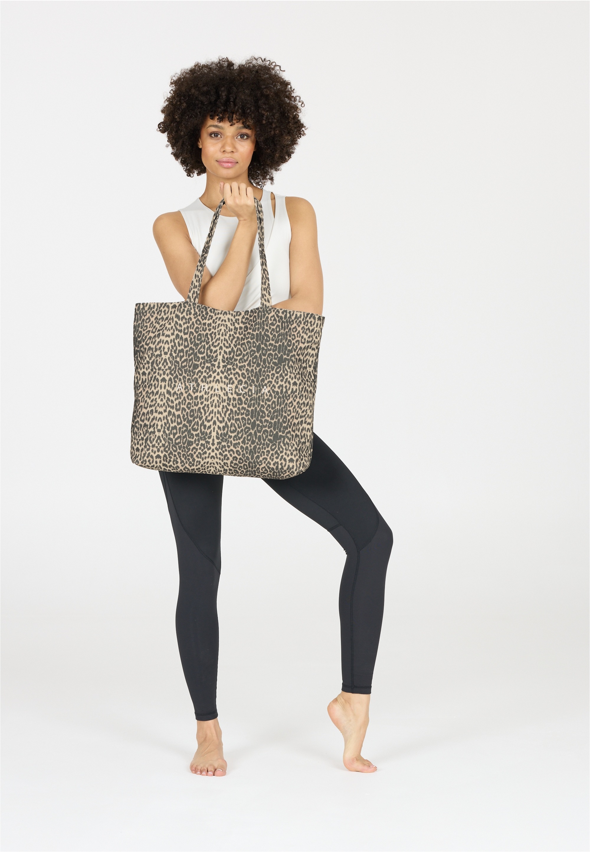 ATHLECIA Sporttasche »Marika« aus strapazierfähigem Material