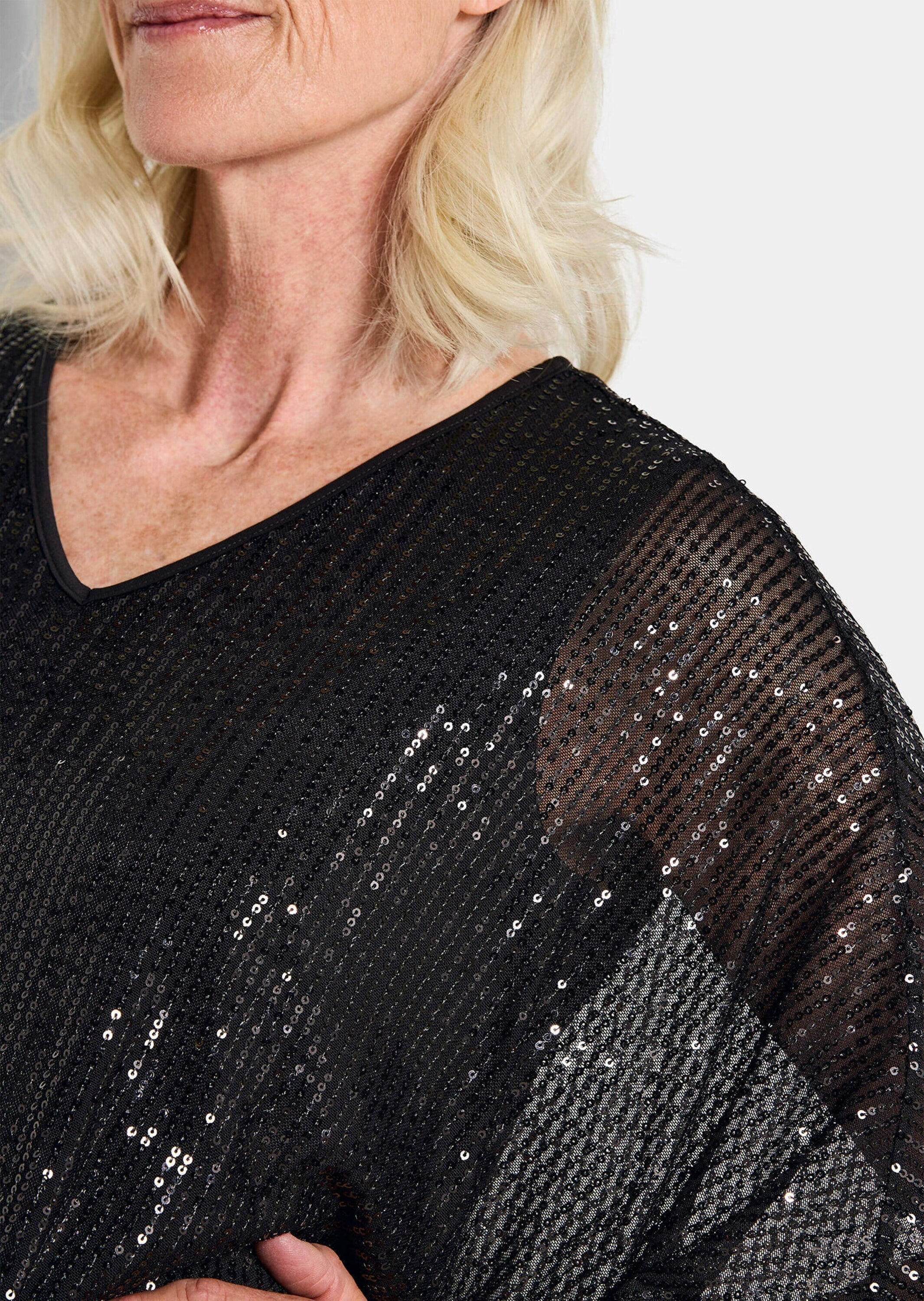 GOLDNER Kurzarmshirt »Kurzgröße Shirt mit Pailletten«