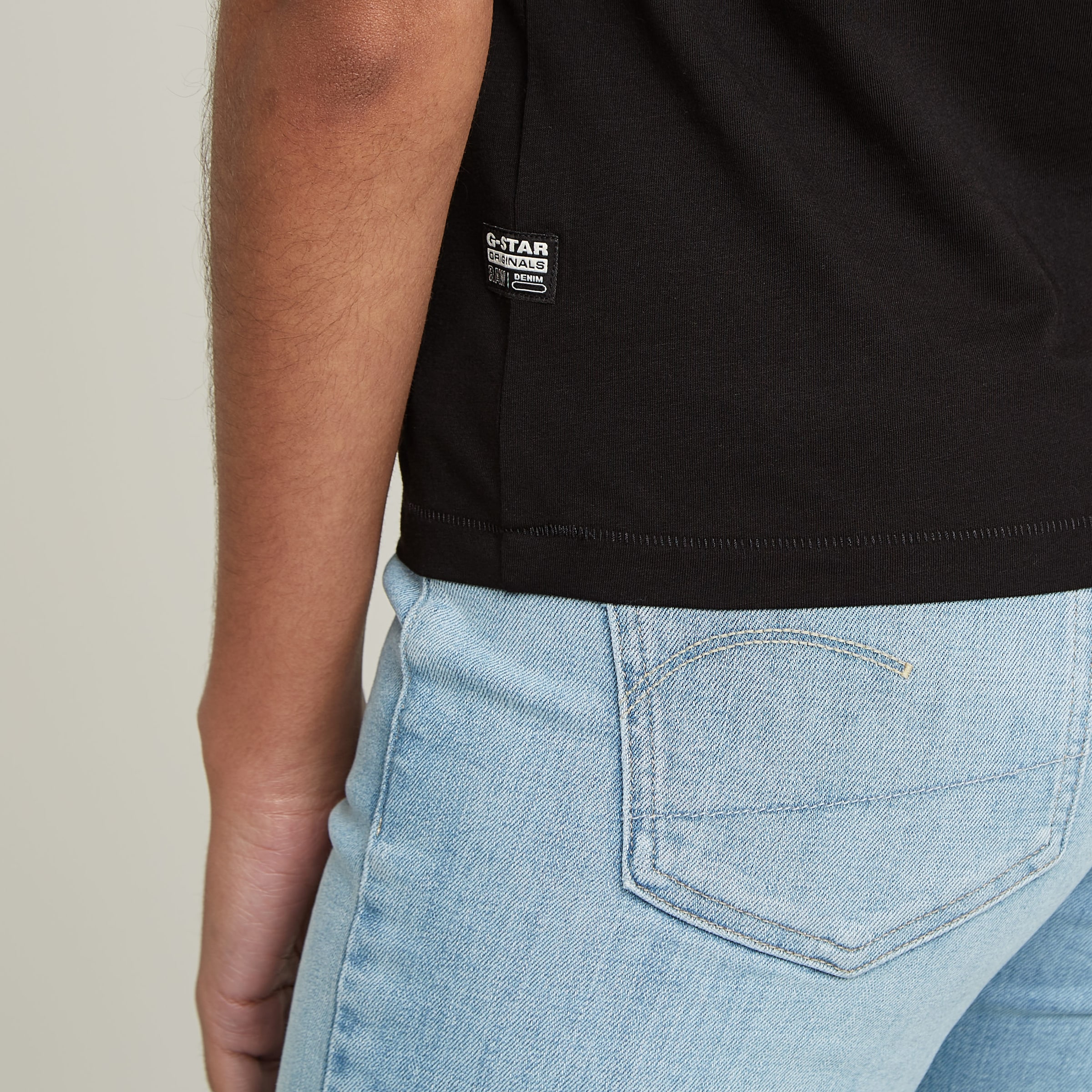 G-STAR T-Shirt »Nifous«, mit kleiner Logo-Stickerei