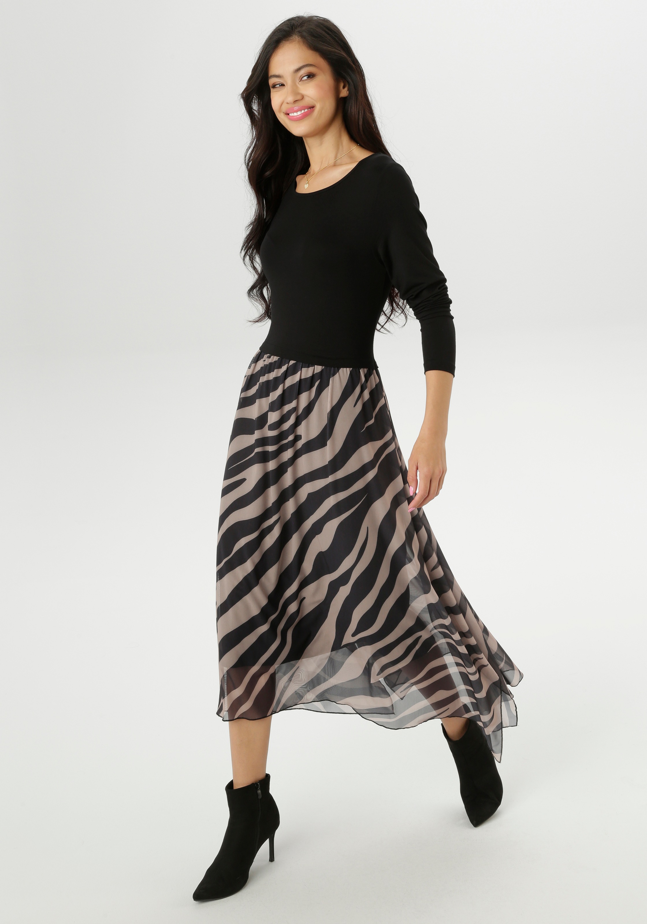 Thumbnail - Aniston SELECTED Jerseykleid im Materialmix mit trendigen Animalprint