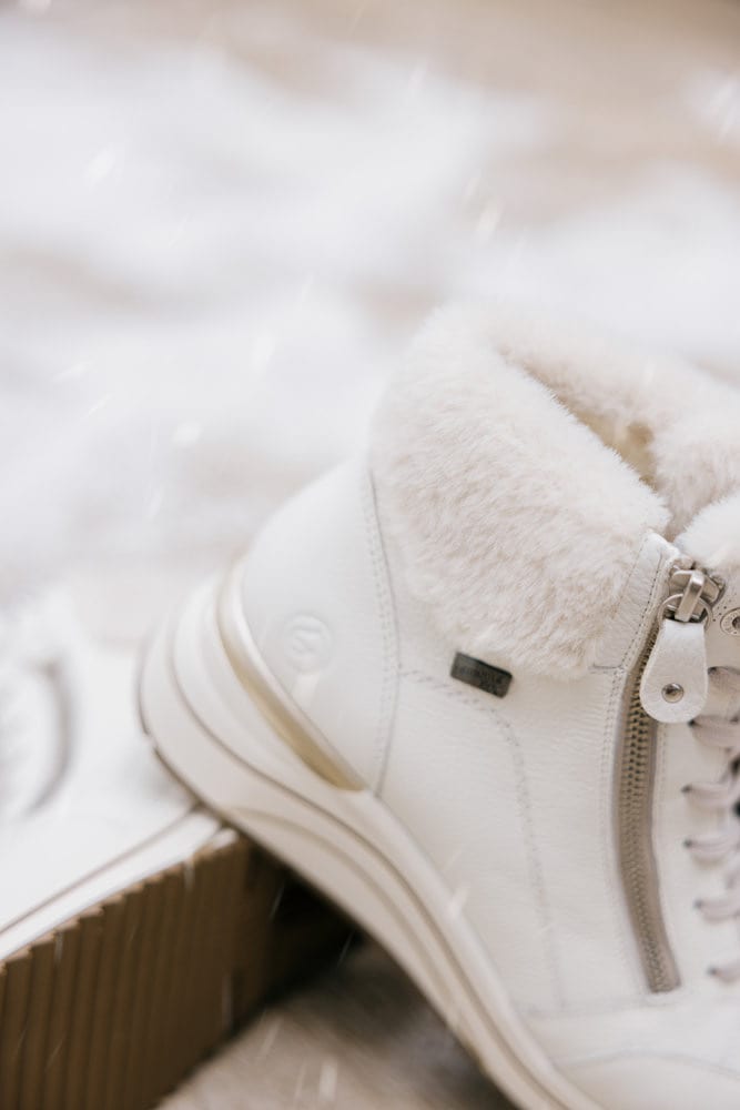 Remonte Winterstiefelette, Keilabsatz, Schnürboots mit wasserabweisender TEX-Membran