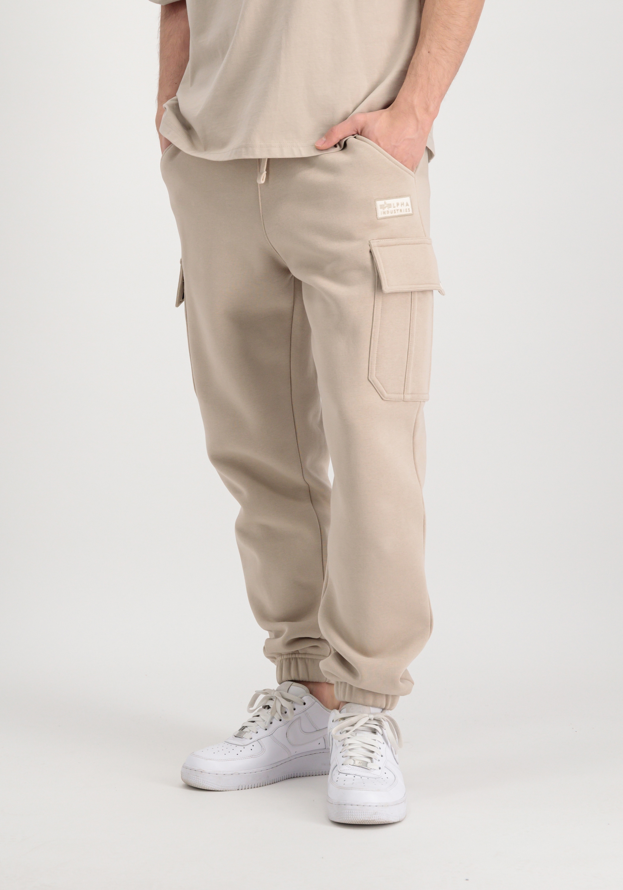 Alpha Industries Jogginghose "Alpha Industries Men - Jogger Organics Cargo Jogger"