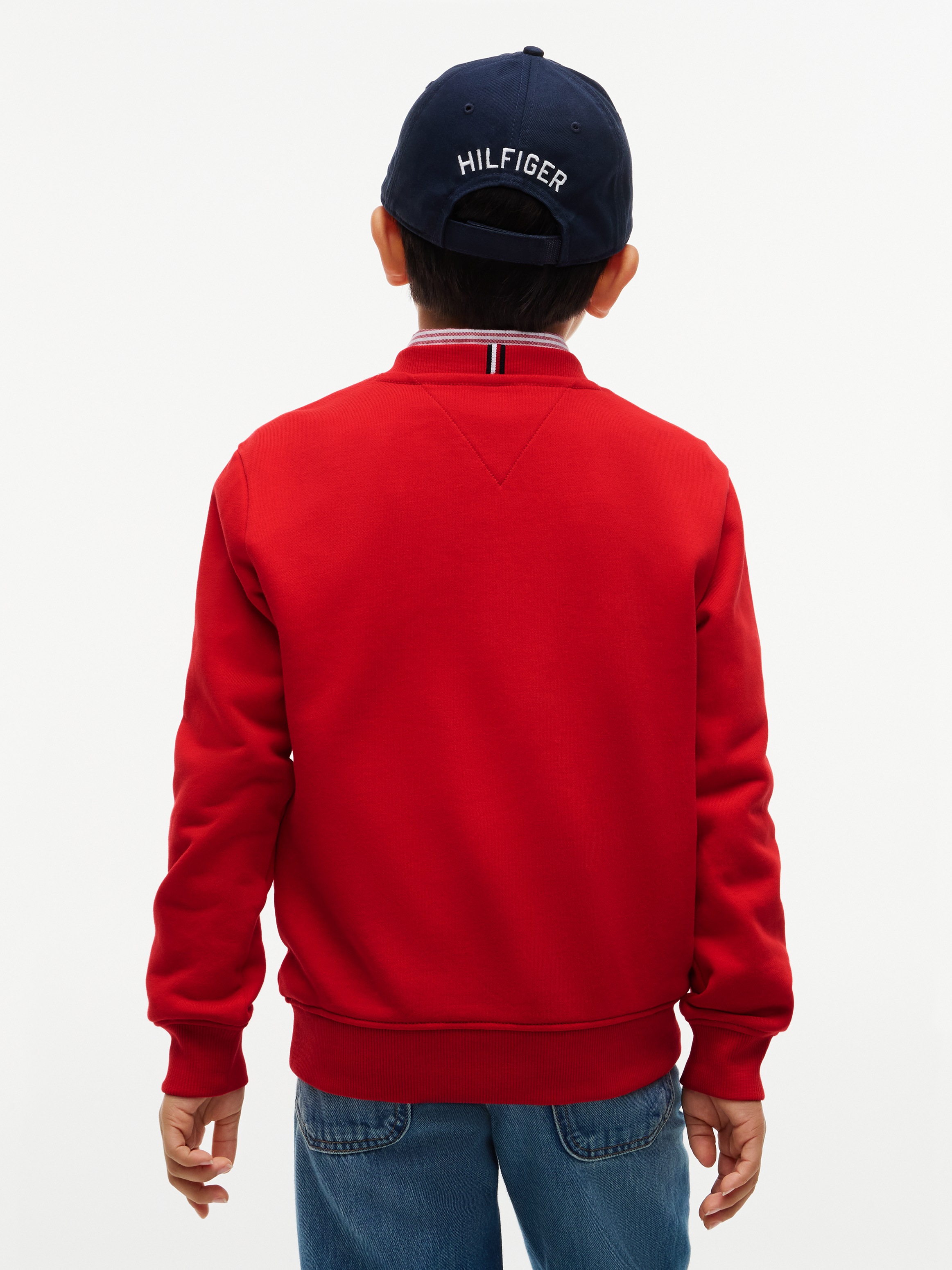 Tommy Hilfiger Sweatshirt »ESSENTIAL LOGO SWEATSHIRT«, Rundhalsausschnitt, Regular Fit, Logoschriftzug, Kinder bis 16 Jahre
