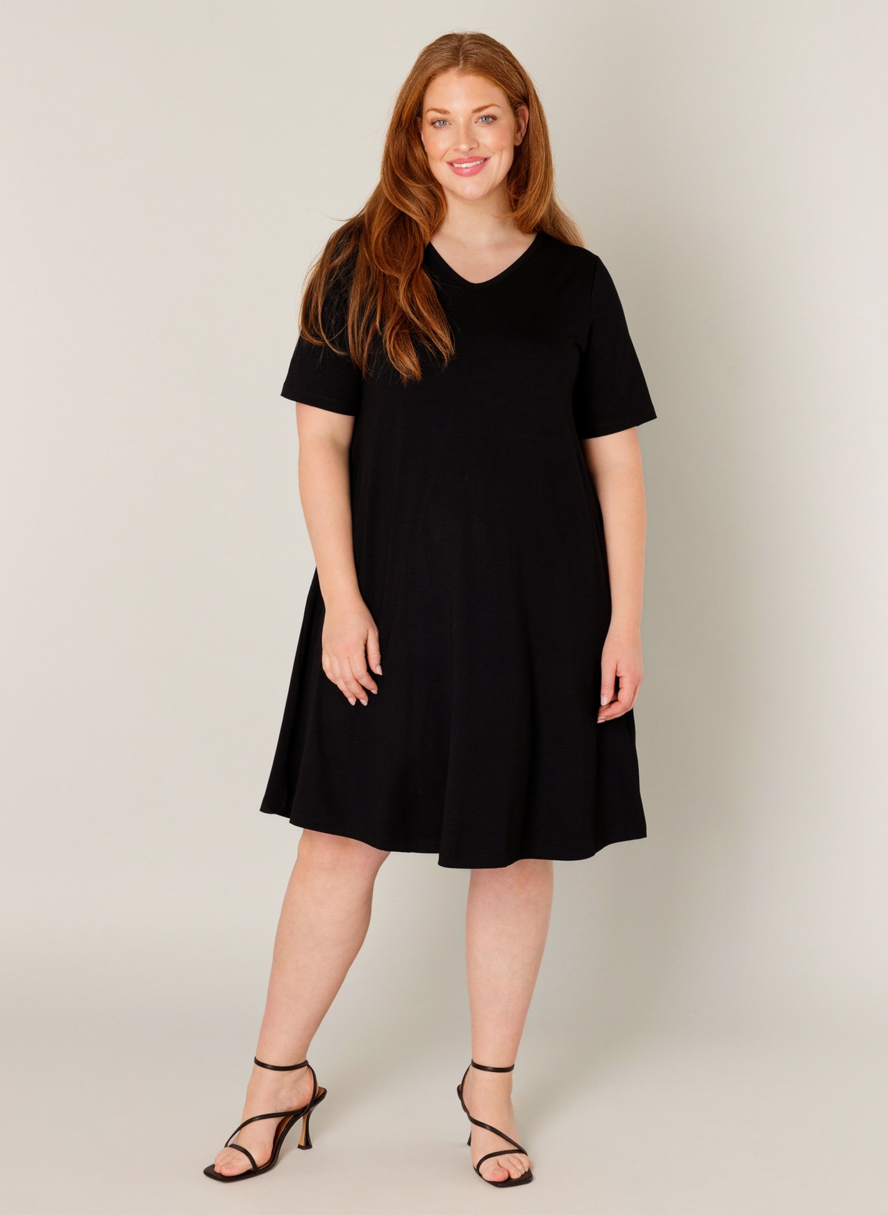 Base Level Curvy Shirtkleid "Abernathy" Sommerkleid In leicht ausgestellter günstig online kaufen