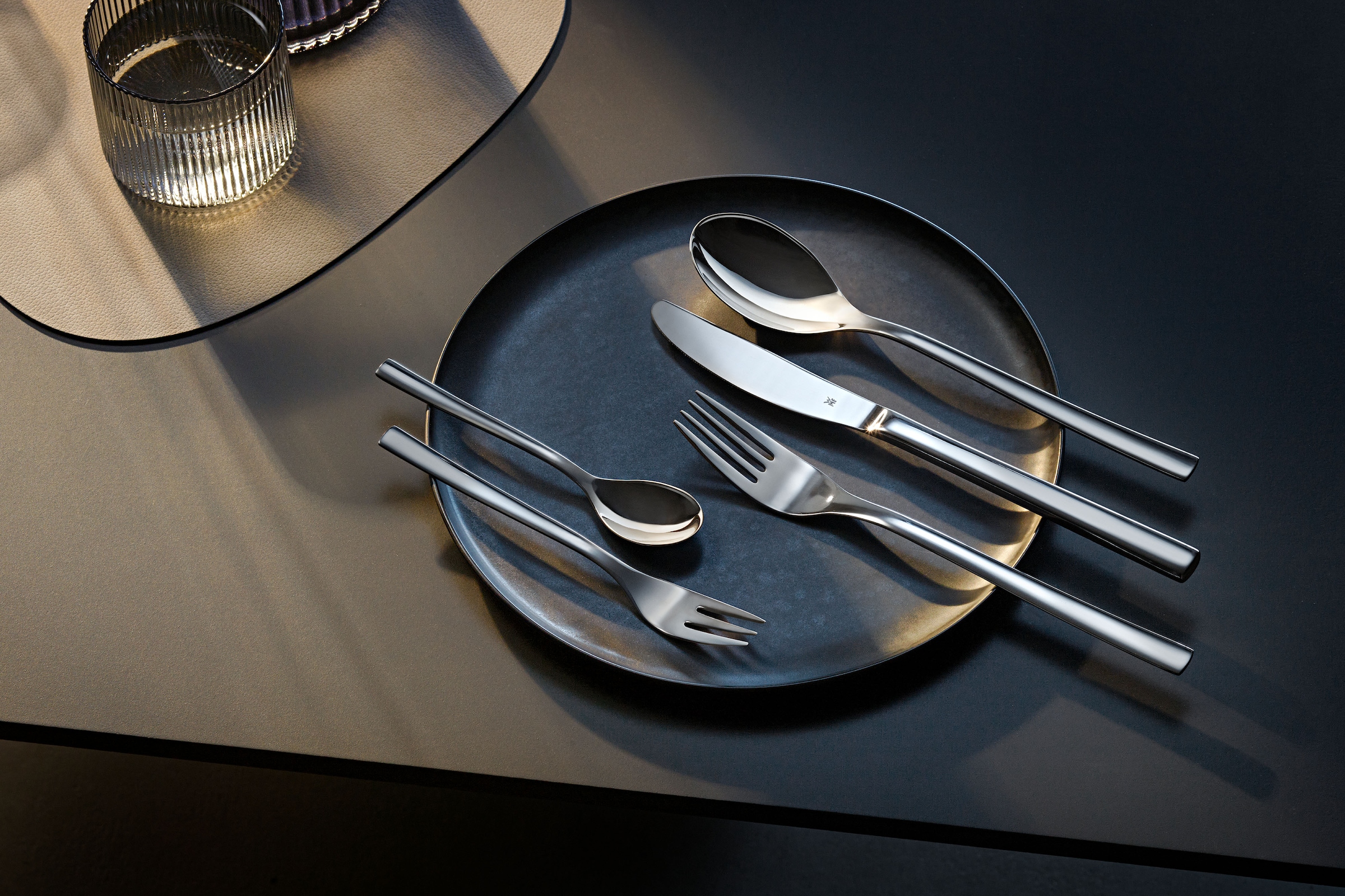WMF Besteck-Set »Palermo«, (Set, 60 tlg.), Monobloc-Messer, ergonomisch, geschmiedete Messer, Wellenschliff