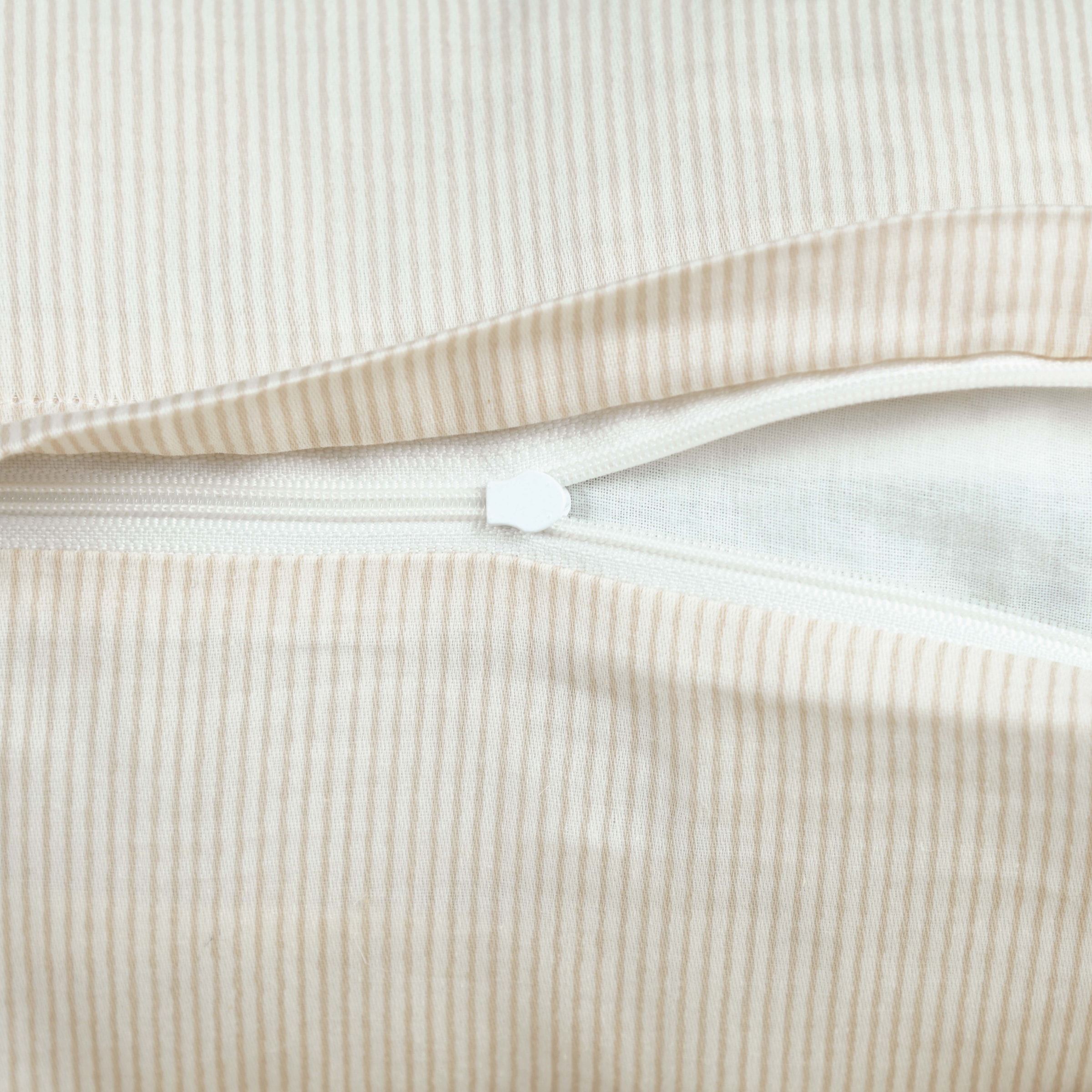 TOM TAILOR HOME Bettwäsche »FINE STRIPES« 2 new bedroom, gewebtes Label
