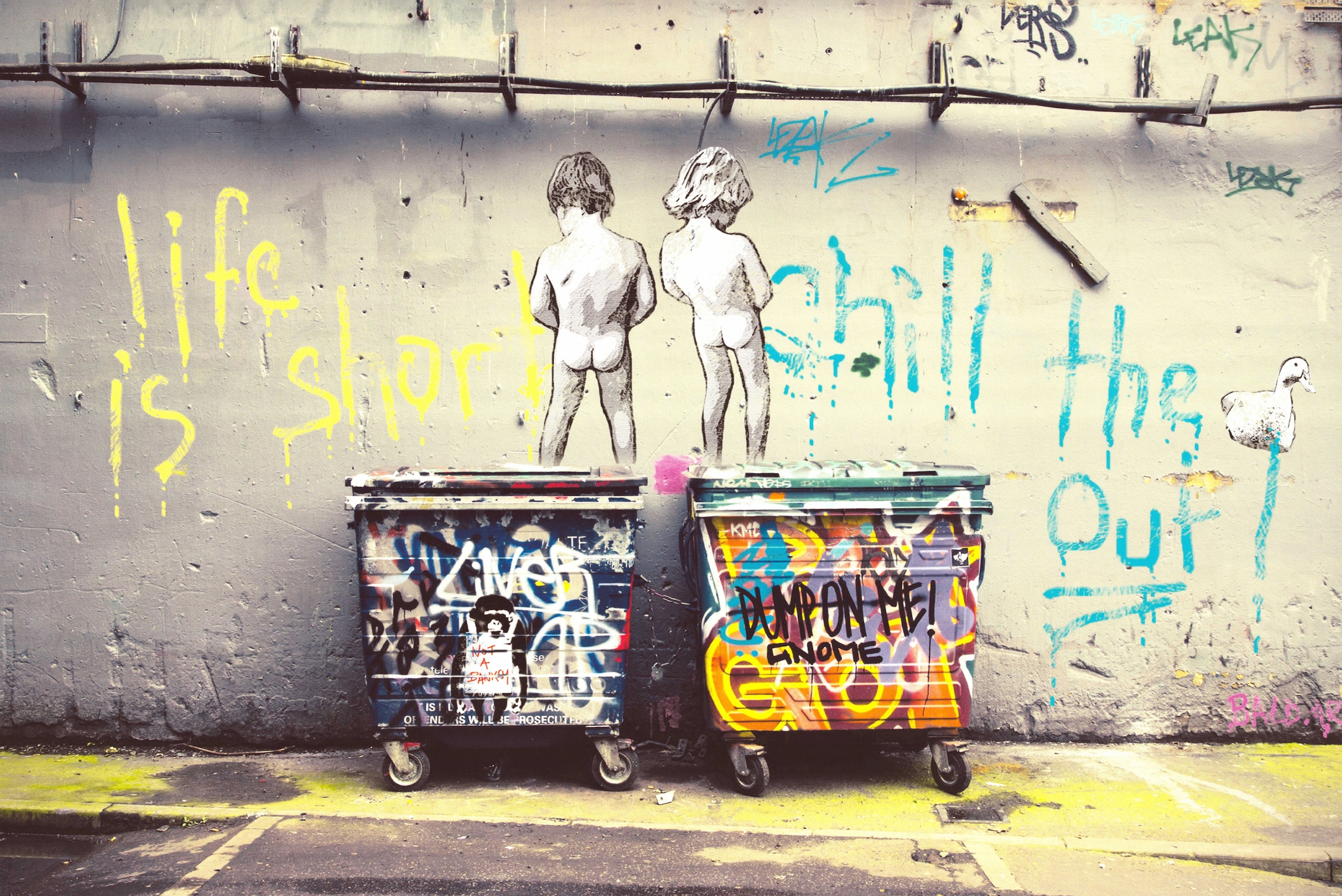 Affengeilebilder Leinwandbild "Life is Short by Banksy auf Keilrahmen gespannt" 1 Stk. tlg. Kunstdruck Wandbild Bild in verschiedenen Formaten