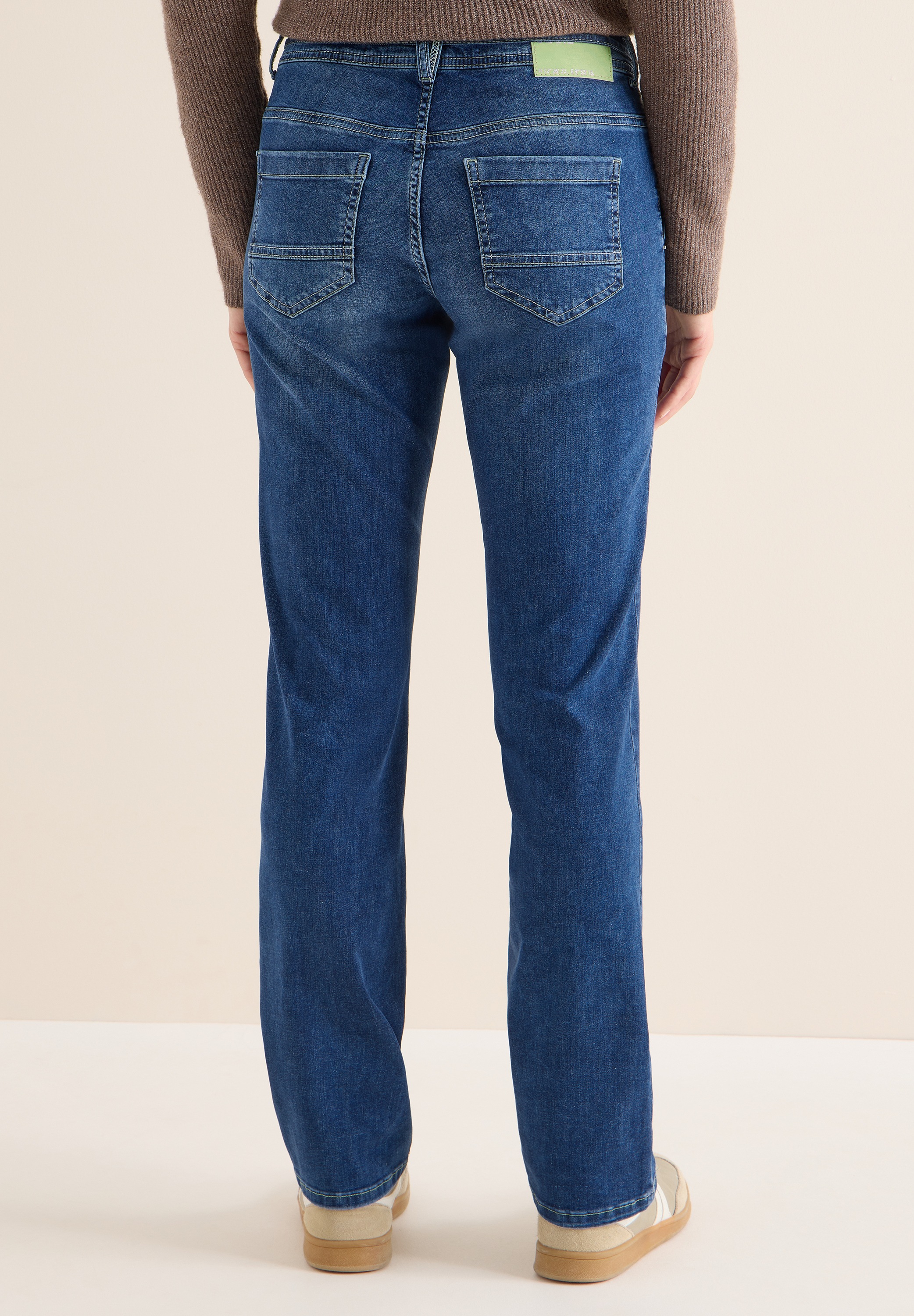 Comfort-fit-Jeans CECIL, Damen, Gr. 34, Länge 30, mid blau wash, Jeans, 77% Baumwolle, 20% Polyester, 3% Elasthan, unifarben, knöchellang, Jeans, Middle Waist