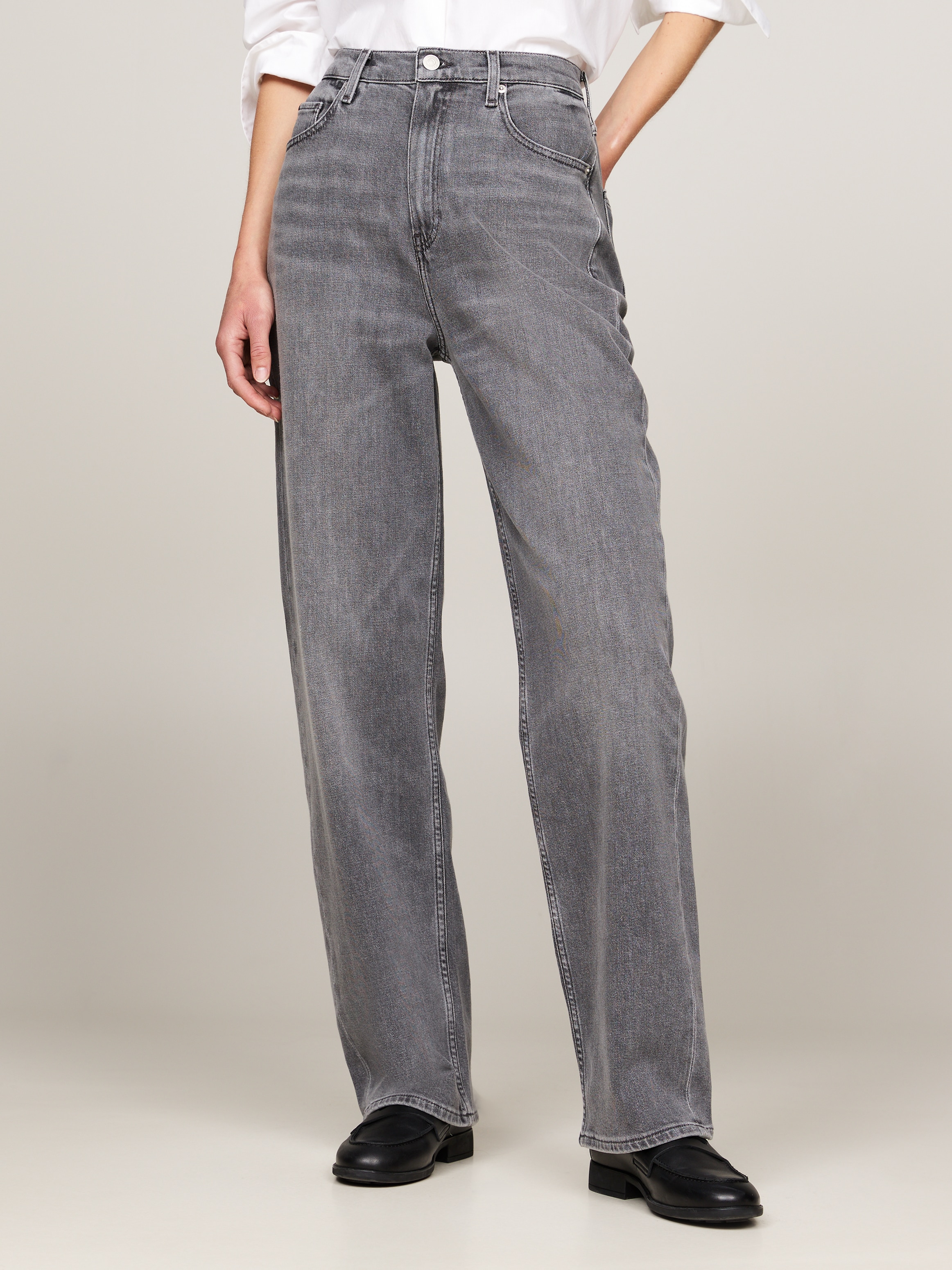 Tommy Hilfiger Straight-Jeans "RELAXED STRAIGHT HW GER", mit Tommy Hilfger Logo-Badge