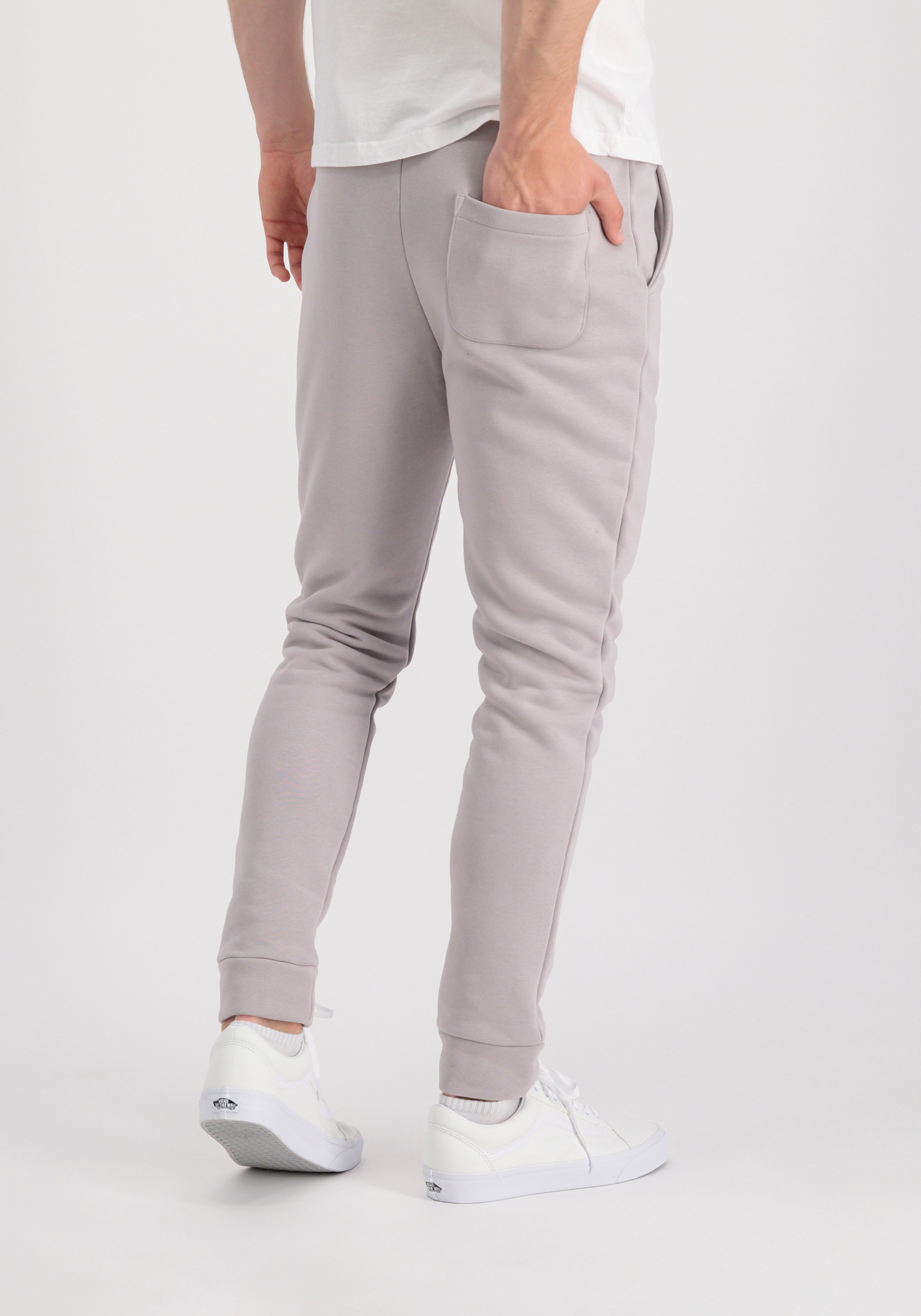 Alpha Industries Jogginghose »Alpha Industries Men - Jogger Organics EMB Jogger«