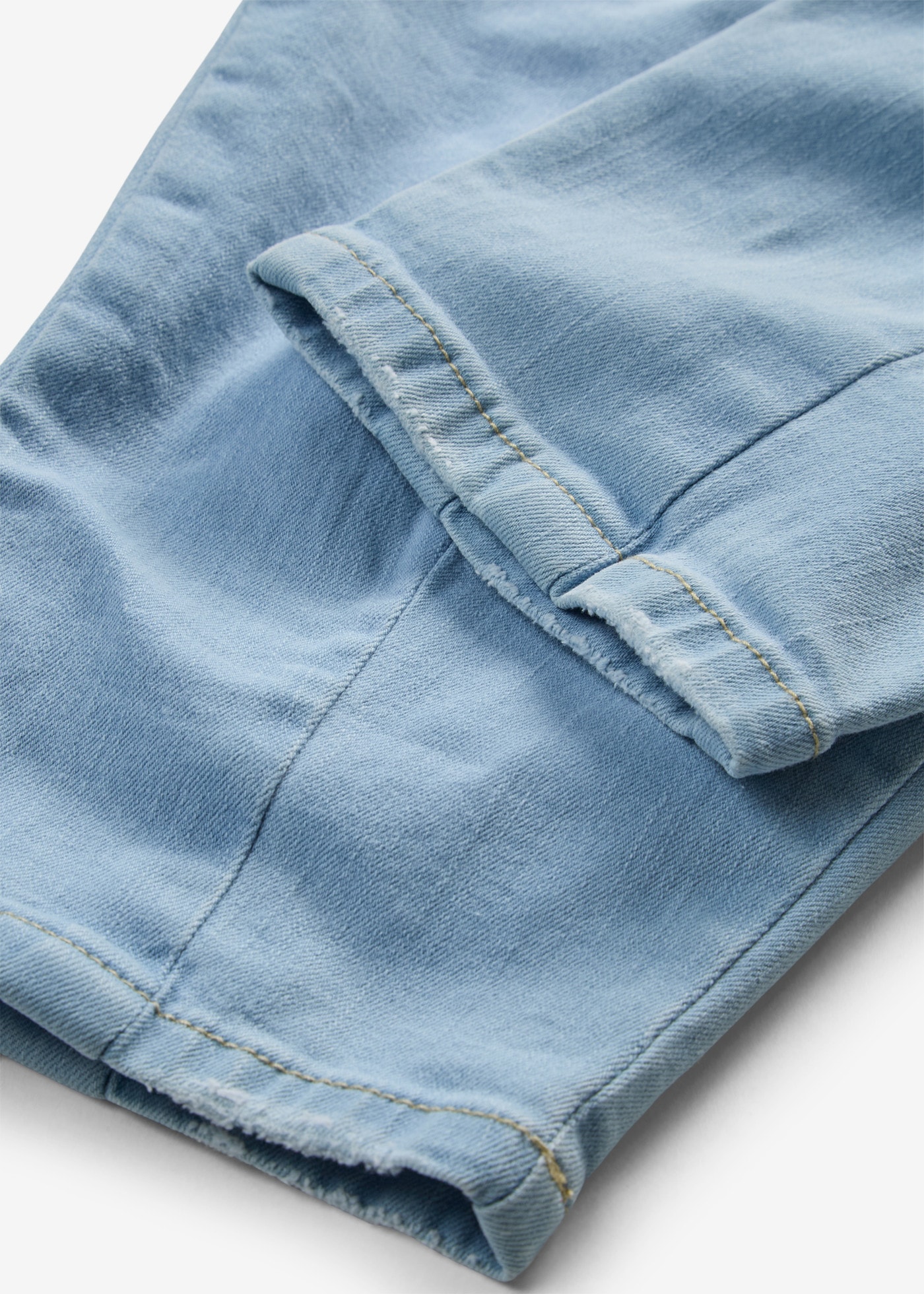 bonprix Loose-fit-Jeans Loose Fit, Barrel Jeans Schnitt, 5-Pocket-Style, mit Elasthan-Anteil