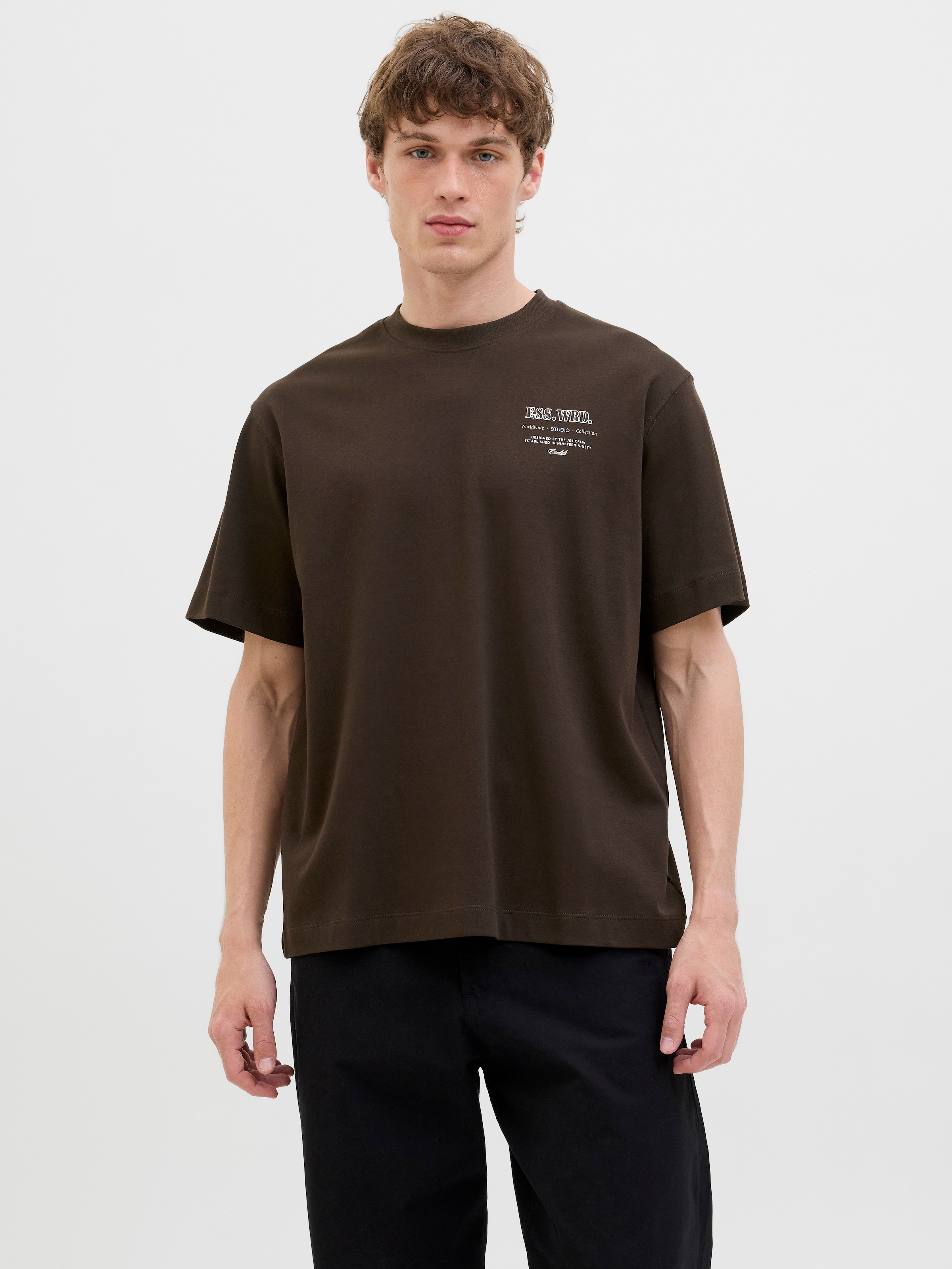 Jack & Jones "JJEURBAN EDGE STUDIO TEE SS O-NECK NOOS" mit Front und Back P günstig online kaufen