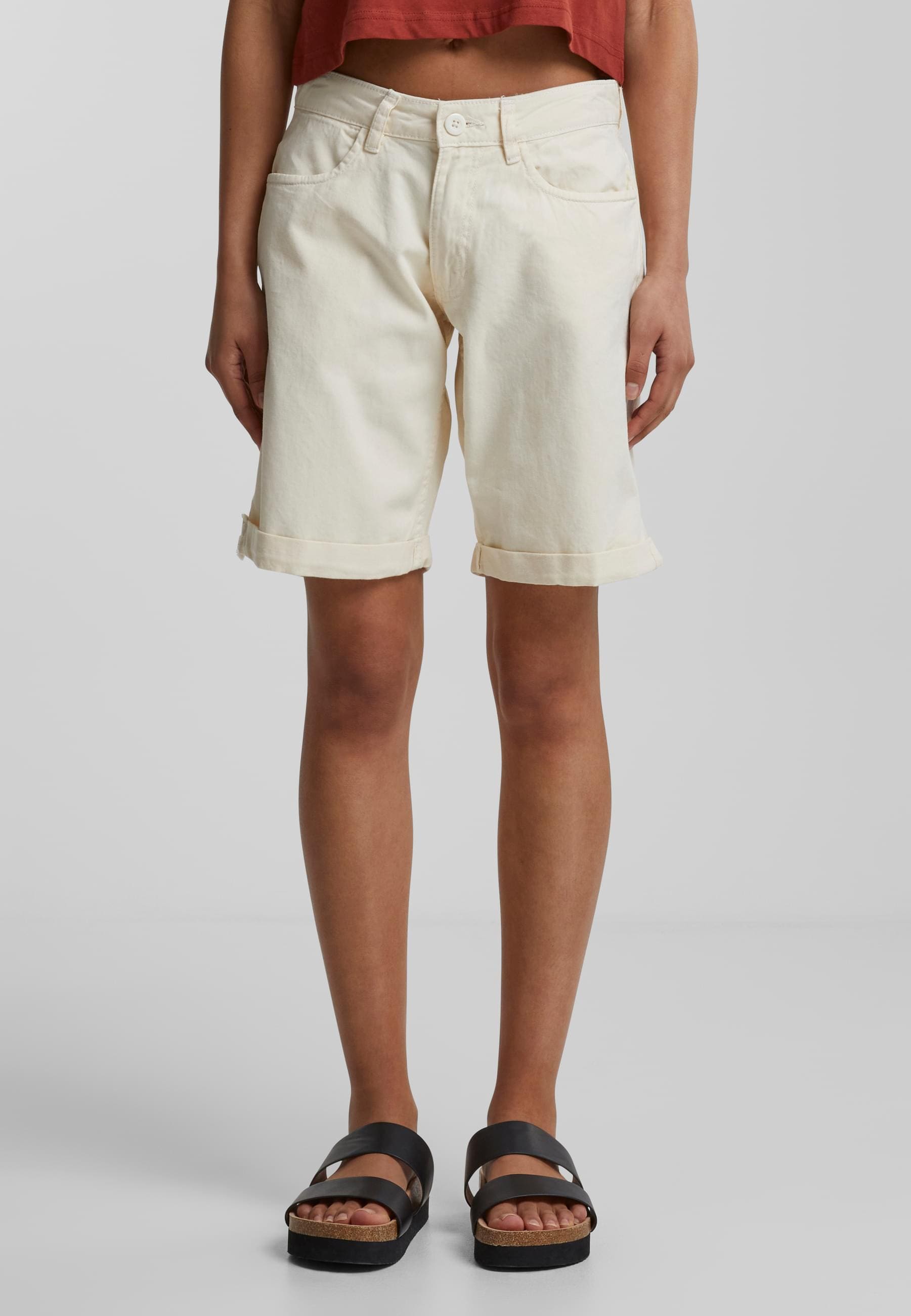 URBAN CLASSICS Sweatshorts »Urban Classics Damen Ladies Organic Cotton Bermuda Pants«, (1 tlg.)