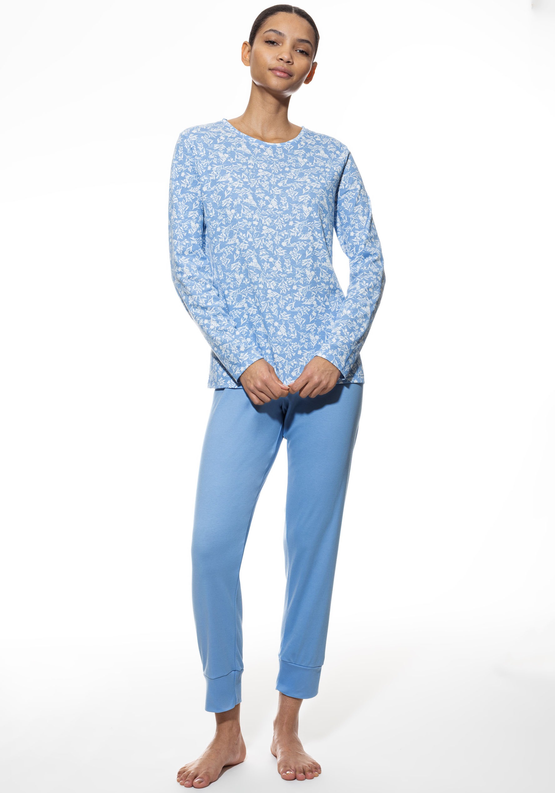 Mey Schlafanzug "FLOWER MEADOW", (2 tlg.), Baumwolle, floral, bequem, klass günstig online kaufen