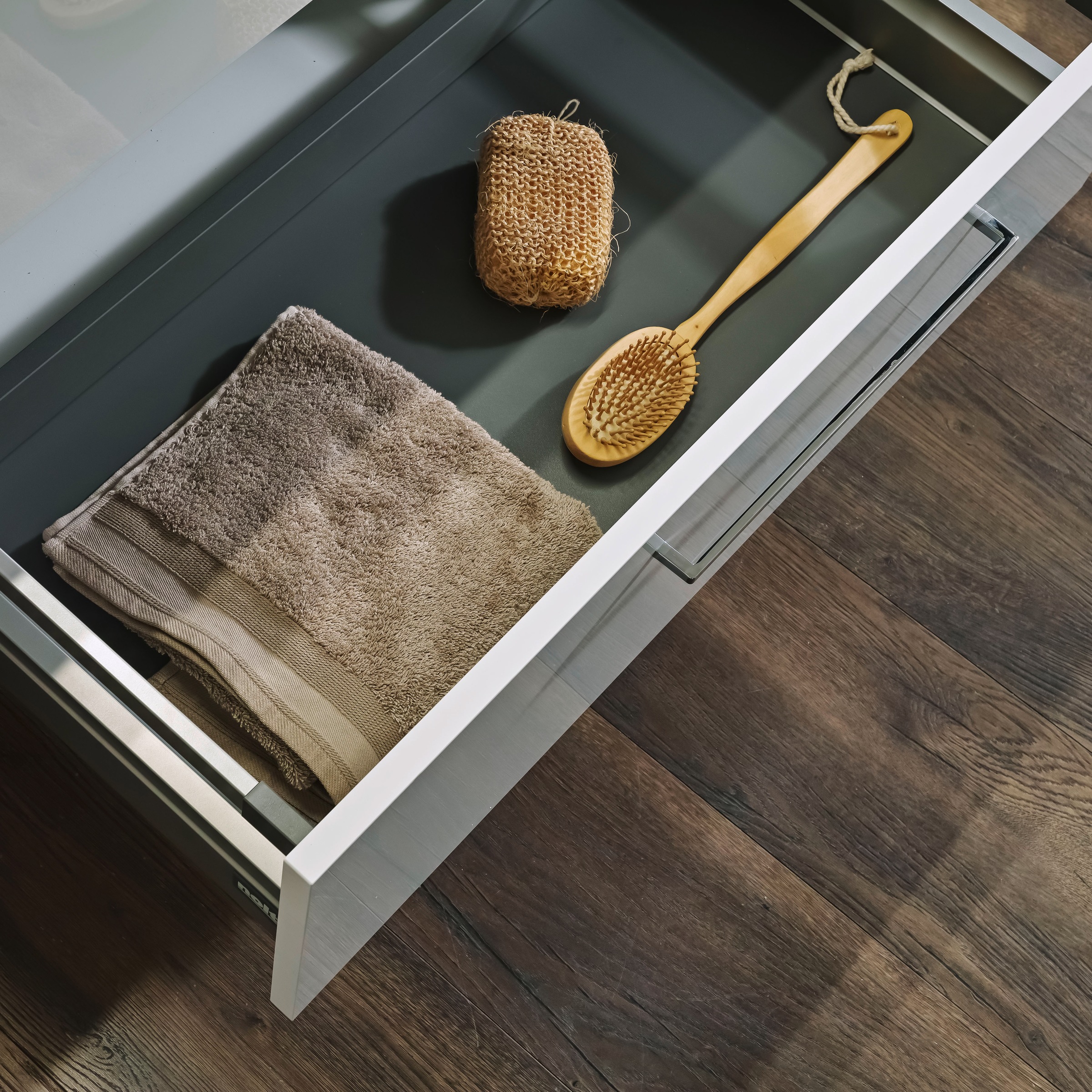 Nolte SPA Badmöbel-Set »Lux - Badmöbel-Set« Komplett-Set, Spiegelschrank, Keramikbecken, Waschtisch 2 Auszüge, LED, erw., li/re, 3 Stk. tlg.