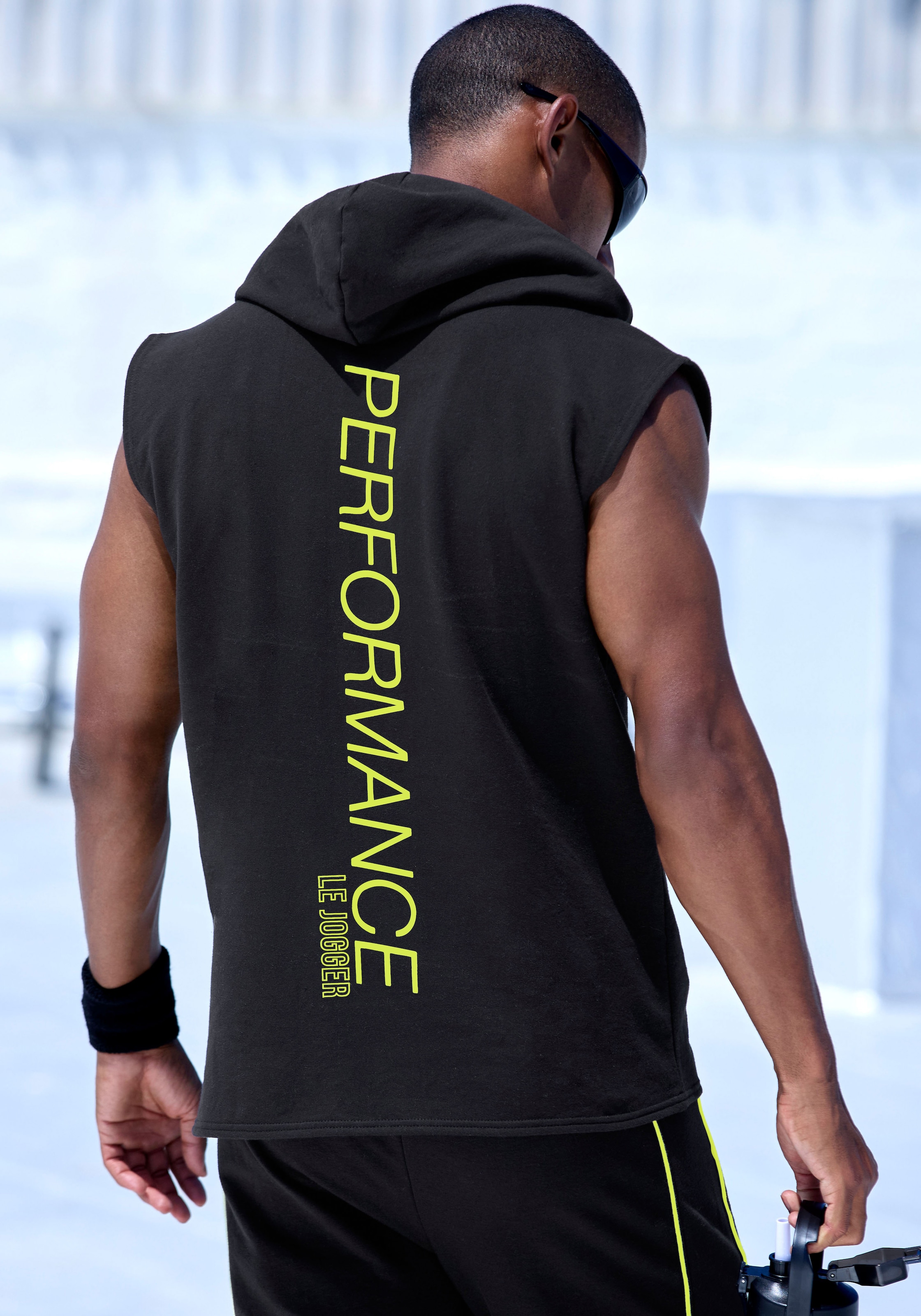 Le Jogger Performance Kapuzensweatshirt, ohne Ärmel und mit kontrastfarbene günstig online kaufen
