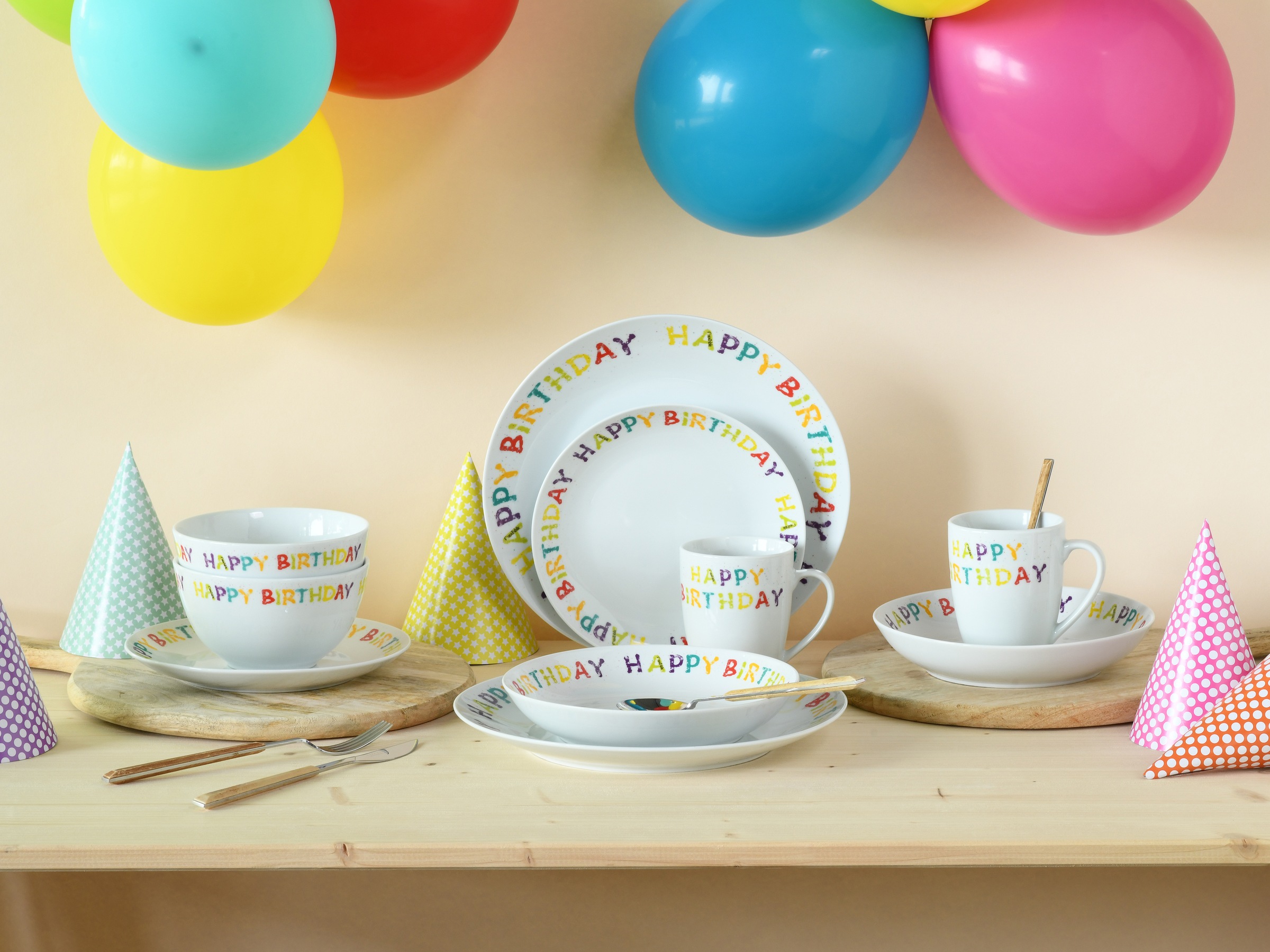 CreaTable Kombiservice »Happy Birthday, Kombi-Service 10-tlg.«, (Set, 10 tlg.), Fröhliches buntes Geschirr, Für alle Geburtstagsfeierlichkeiten