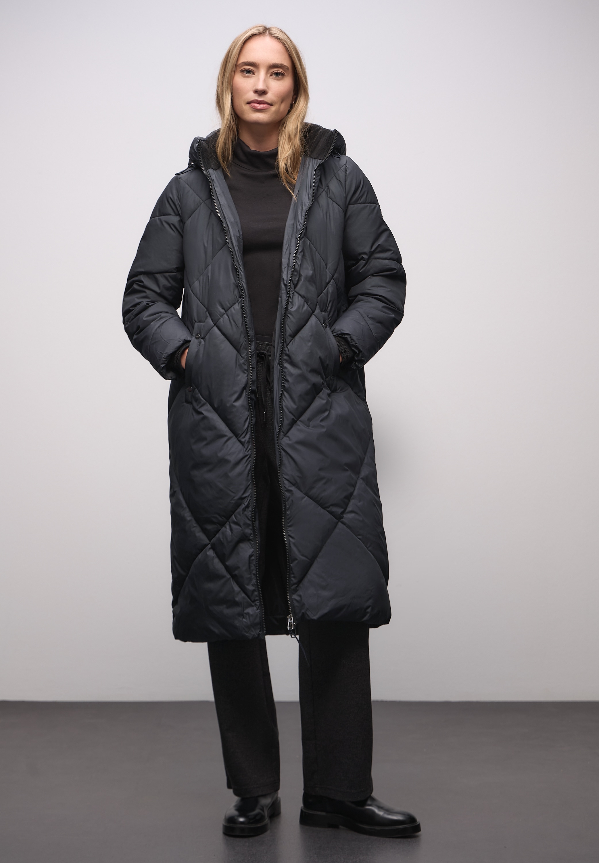 STREET ONE Steppjacke mit Kapuze Winterjacke mit Kapuze