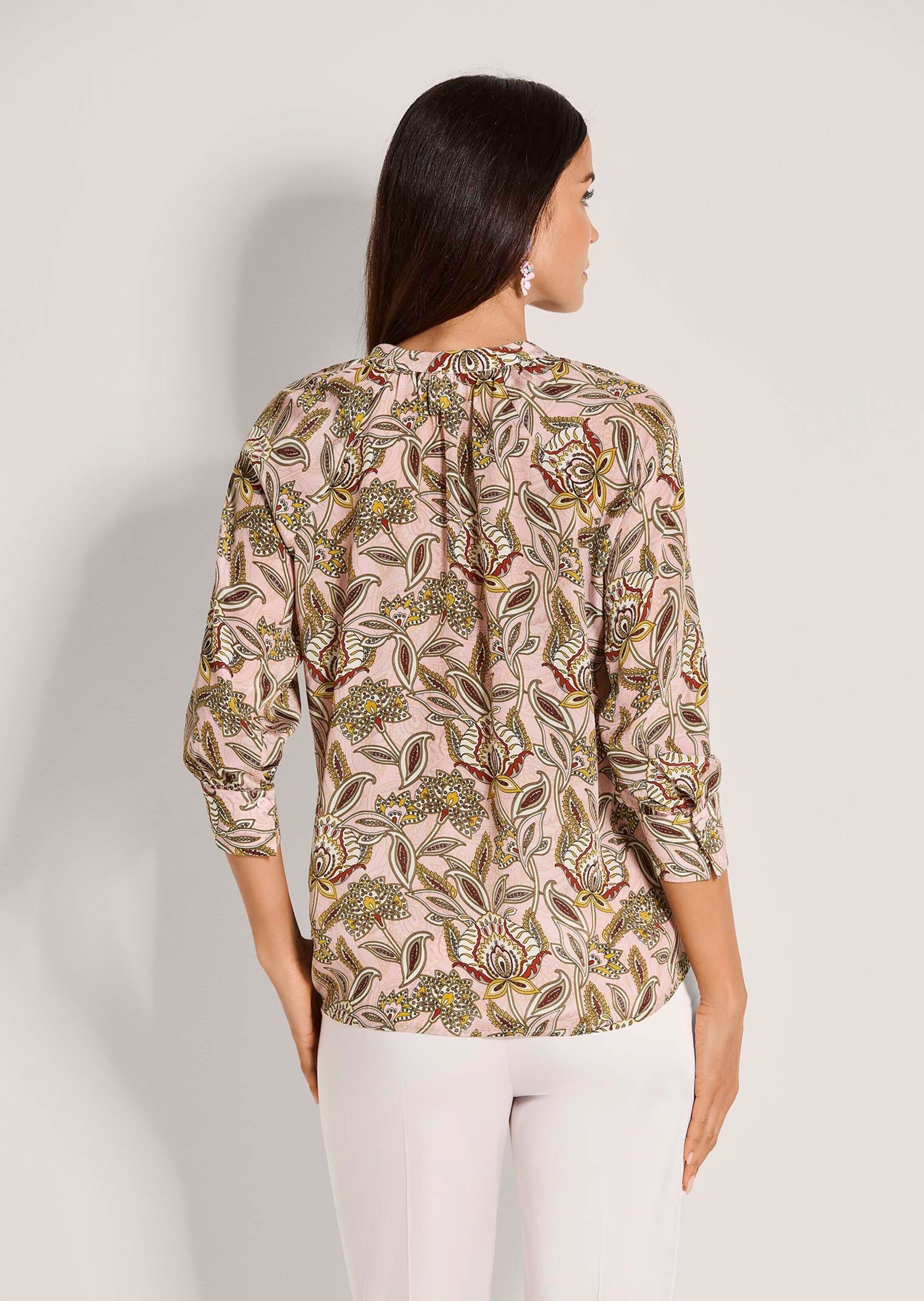 MADELEINE Kurzarmbluse »Blusenshirt Schlupfbluse mit floralem Muster« Feine Raffung