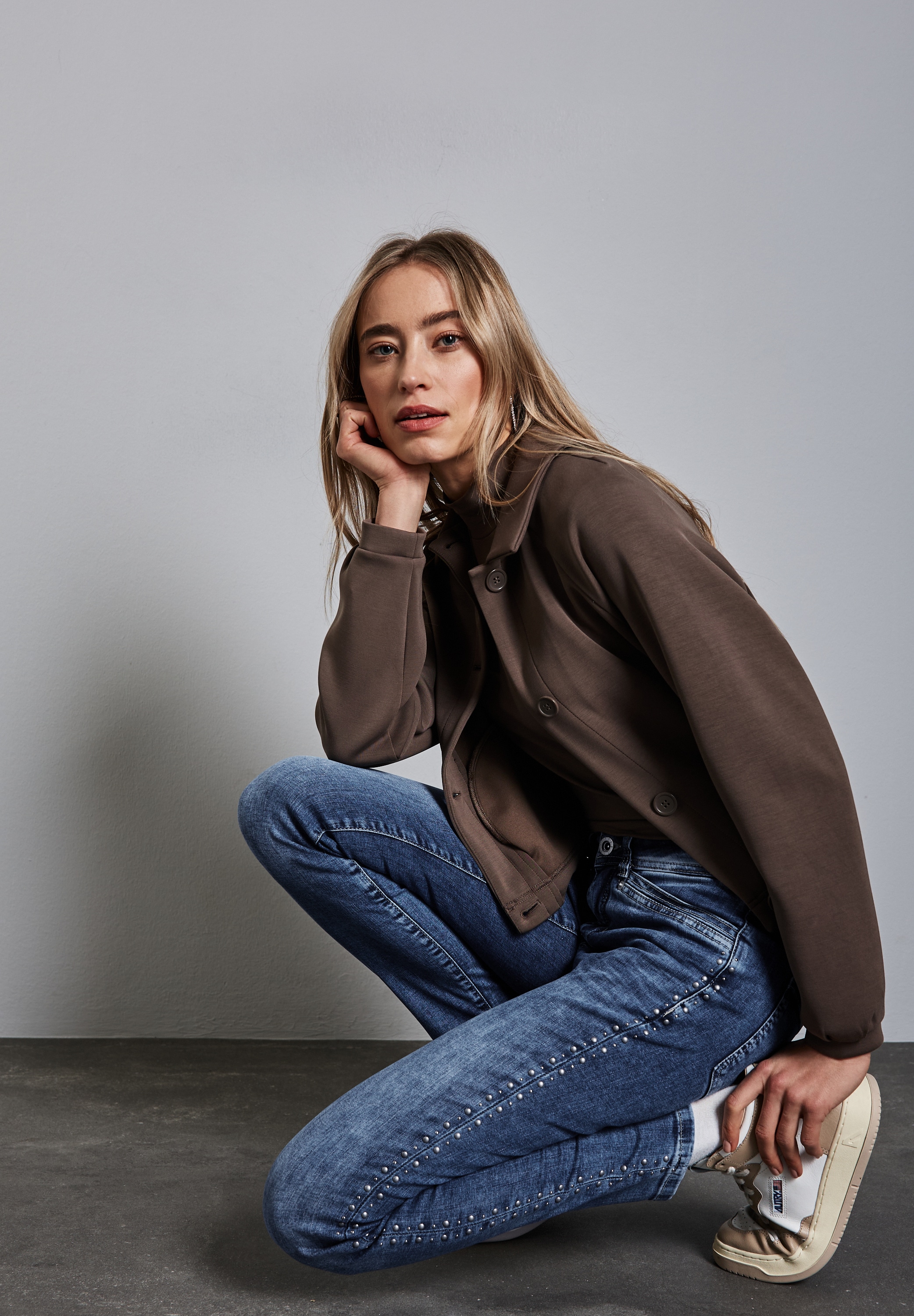 STREET ONE Slim-fit-Jeans »Style YORK«, mit Nieten und Stretch