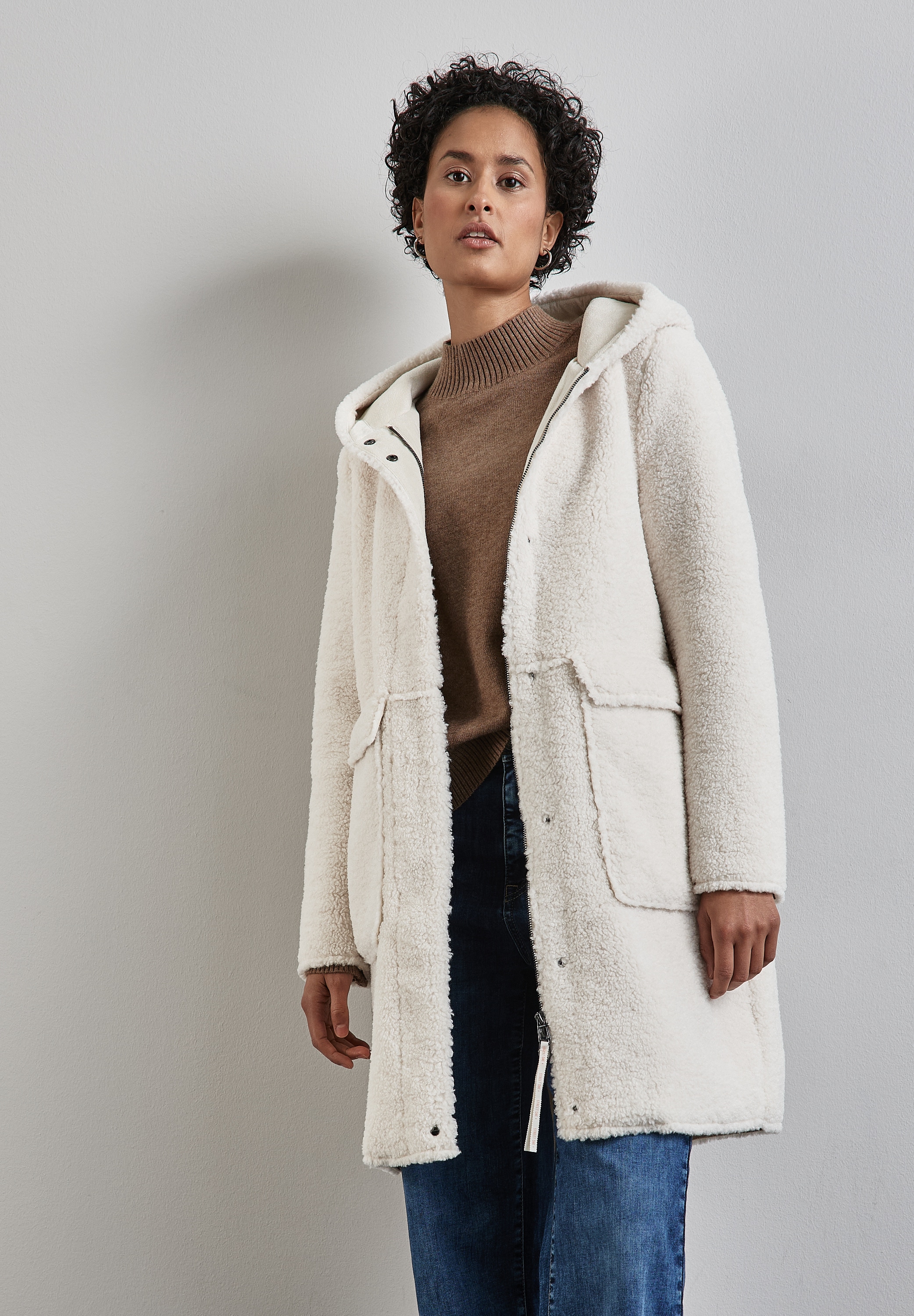 STREET ONE Langjacke, mit Kapuze, mit Teddyfell und Kapuze