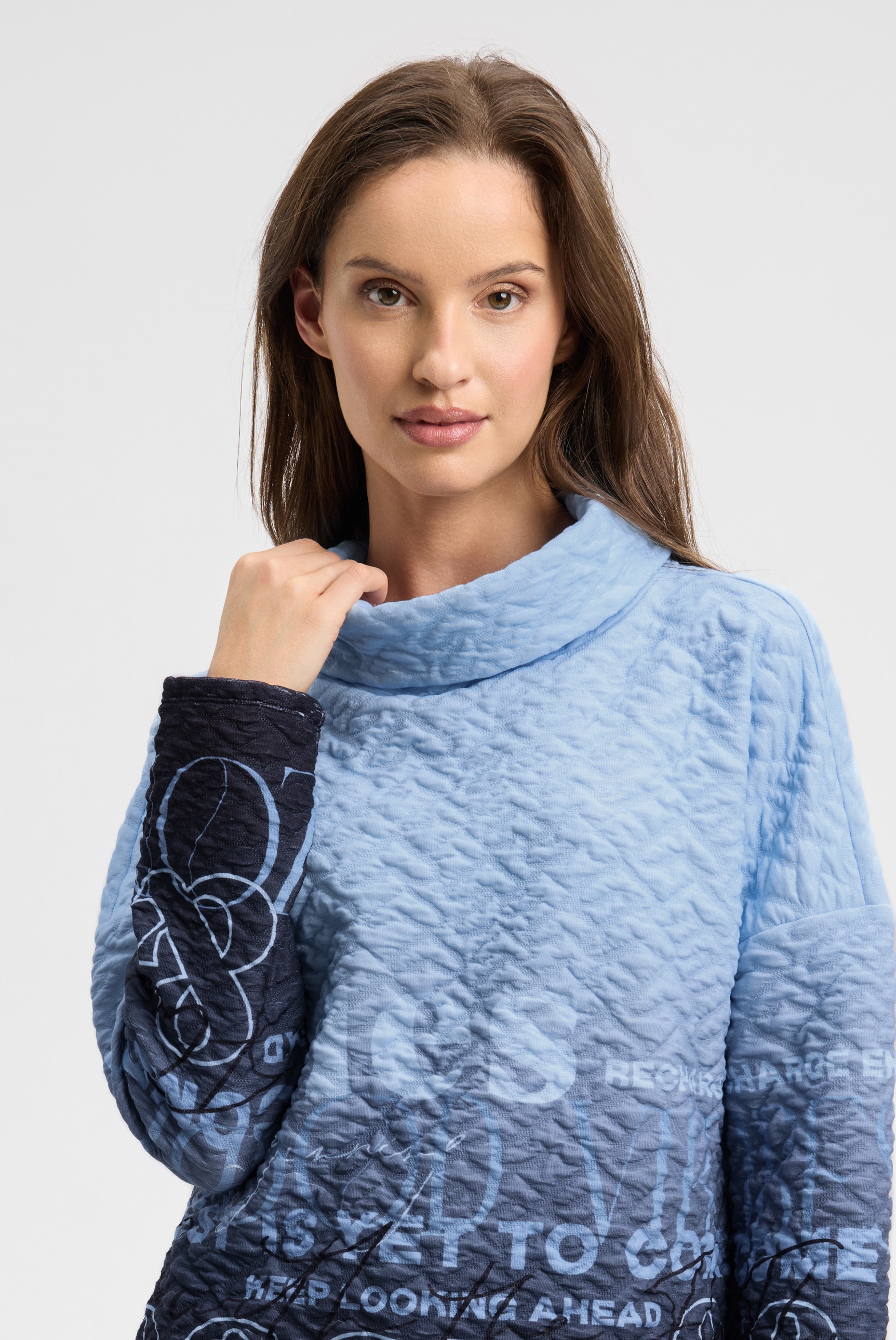 SOCCX Sweater , mit Seitenschlitze
