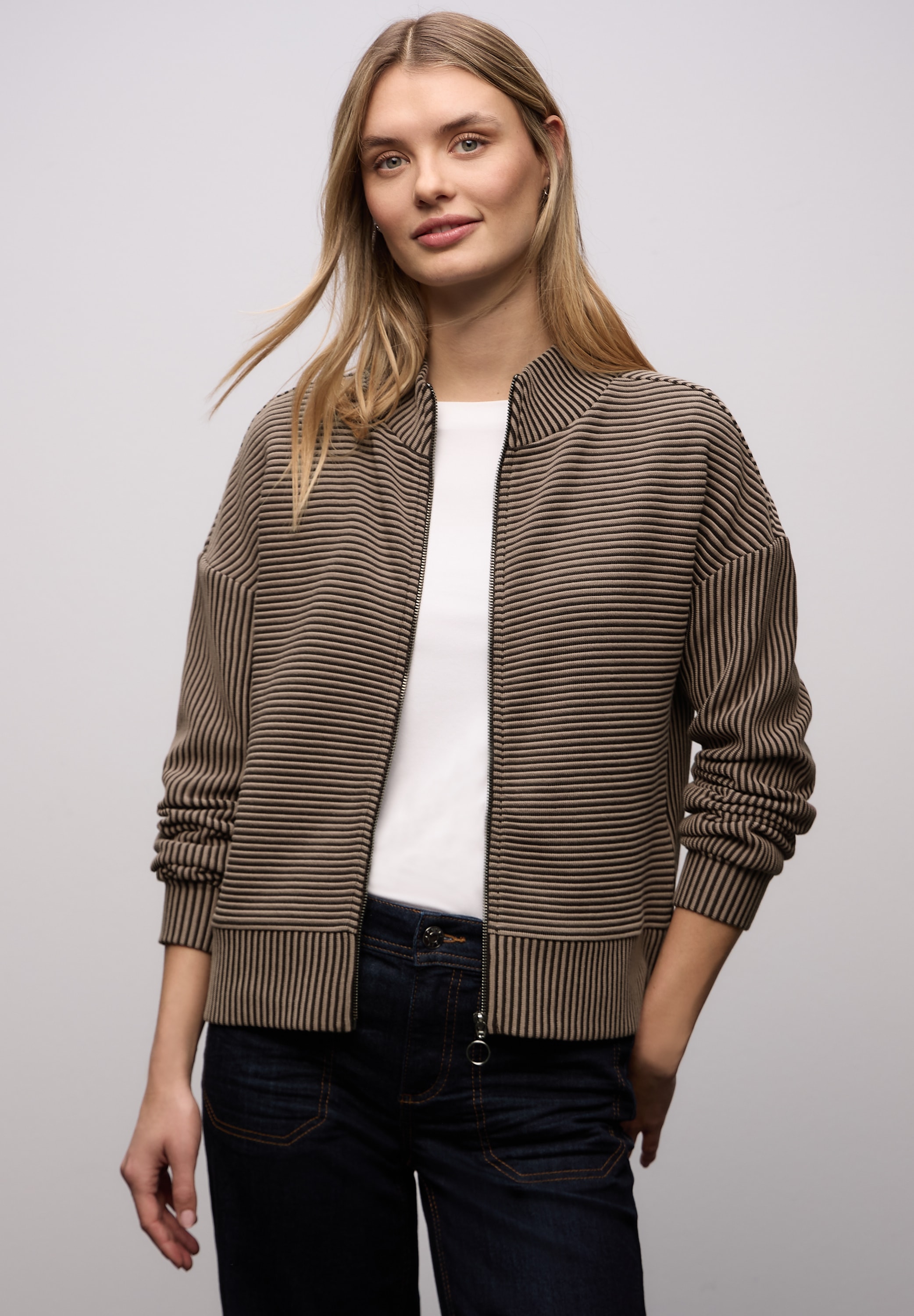 STREET ONE Strickjacke Sweatjacke in Two-Tone-Optik
