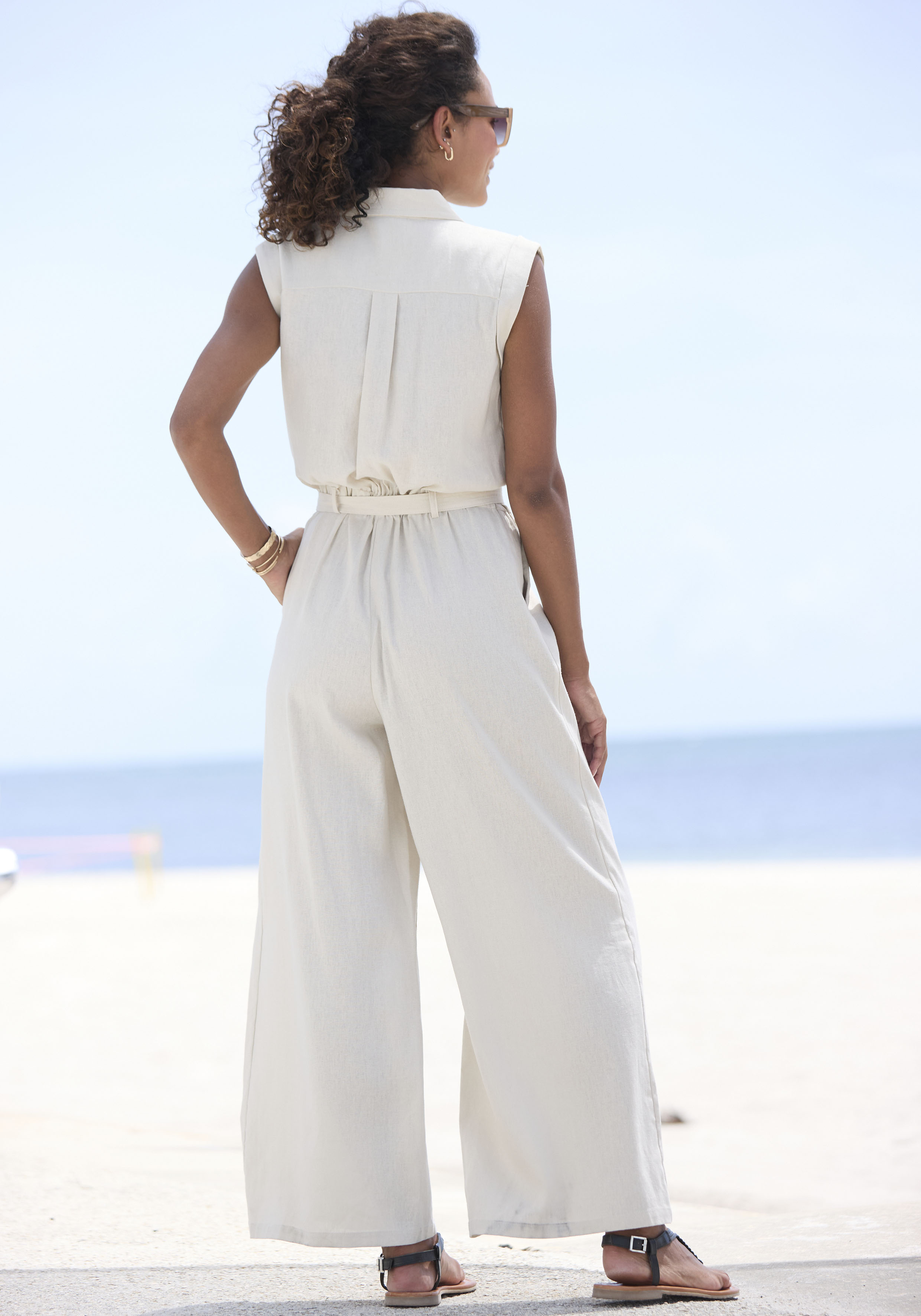 Thumbnail - Buffalo Overall, (mit Bindegürtel), aus Leinenmix, sommerlicher Jumpsuit mit Taschen