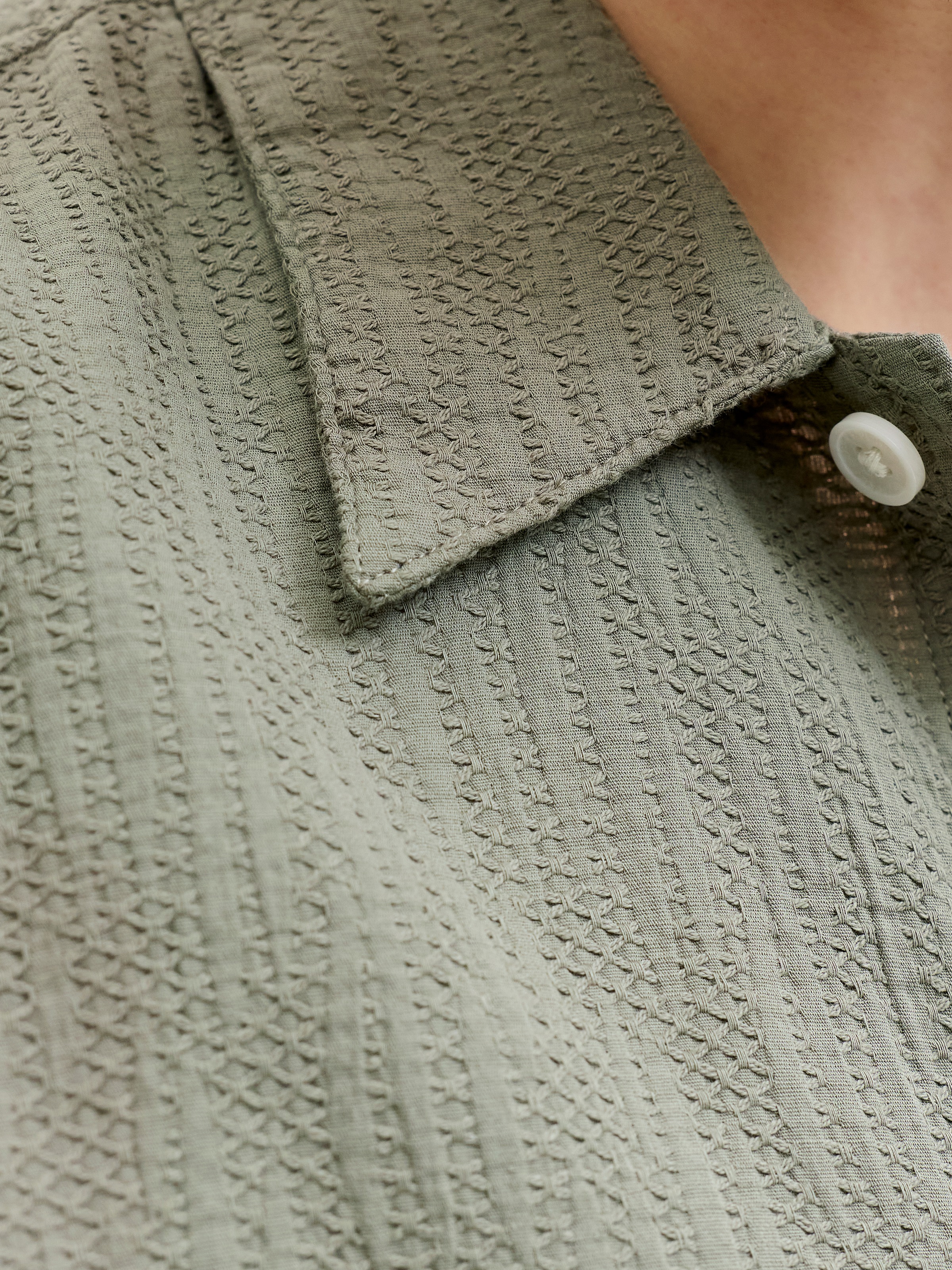 Jack & Jones Kurzarmhemd »JORMONTAUK WAVY TEXTURE SHIRT SS SN« Baumwolle, relaxed fit
