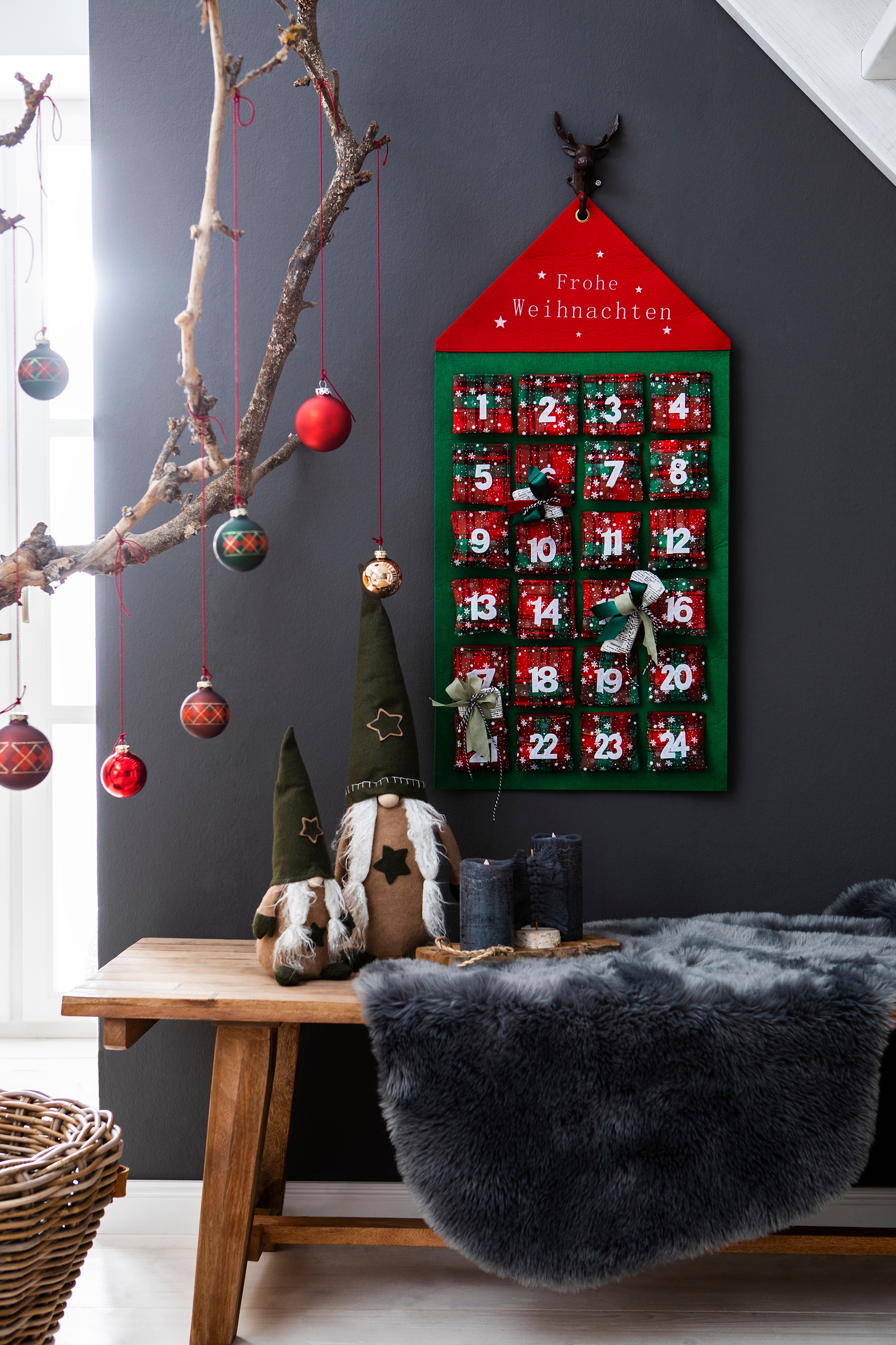 my home befüllbarer Adventskalender »Haus, Weihnachtsdeko«, ab 6 Jahren, zum Hängen aus Filz, 46 x 92 cm