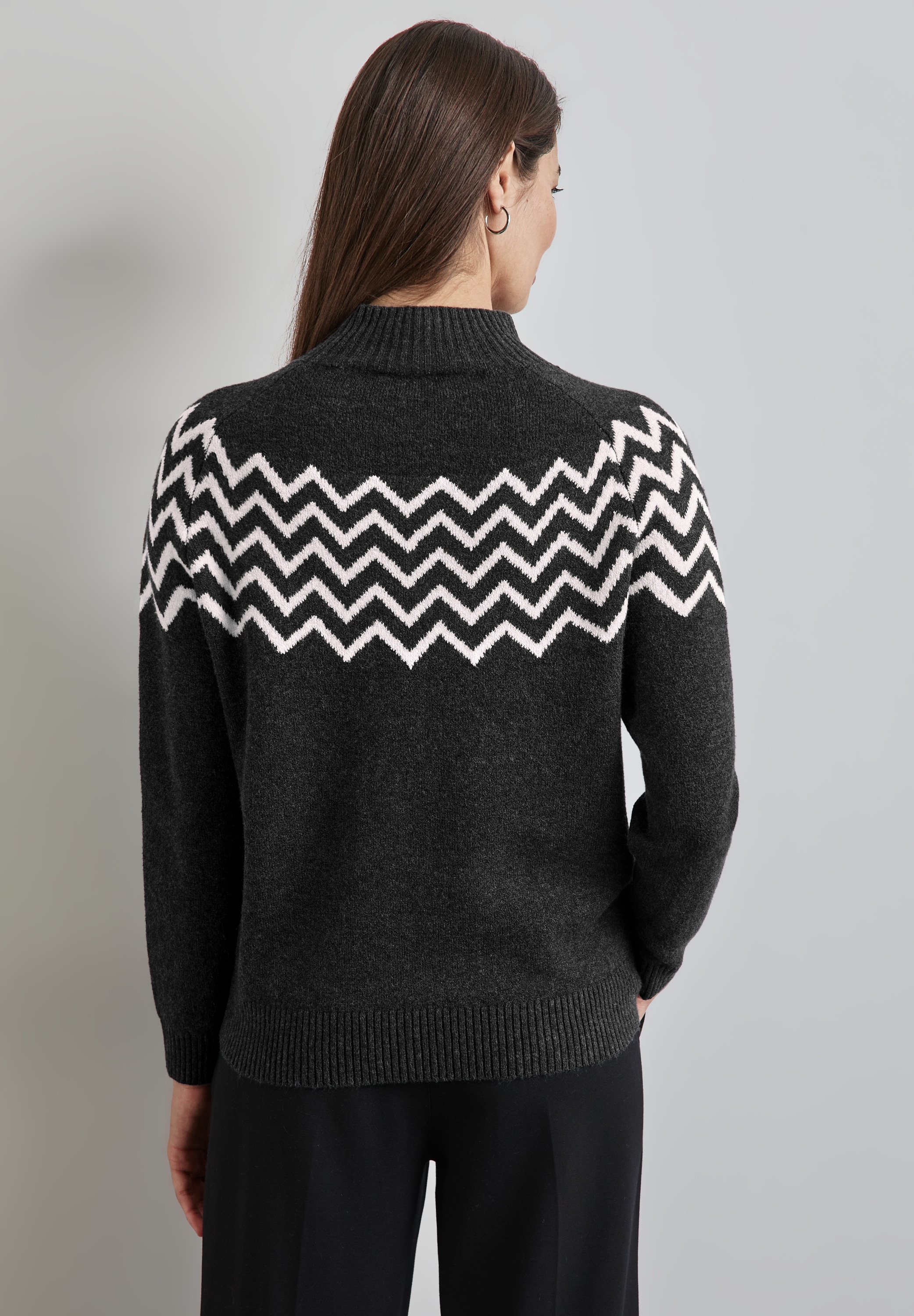 STREET ONE Strickpullover, mit grafischem Muster