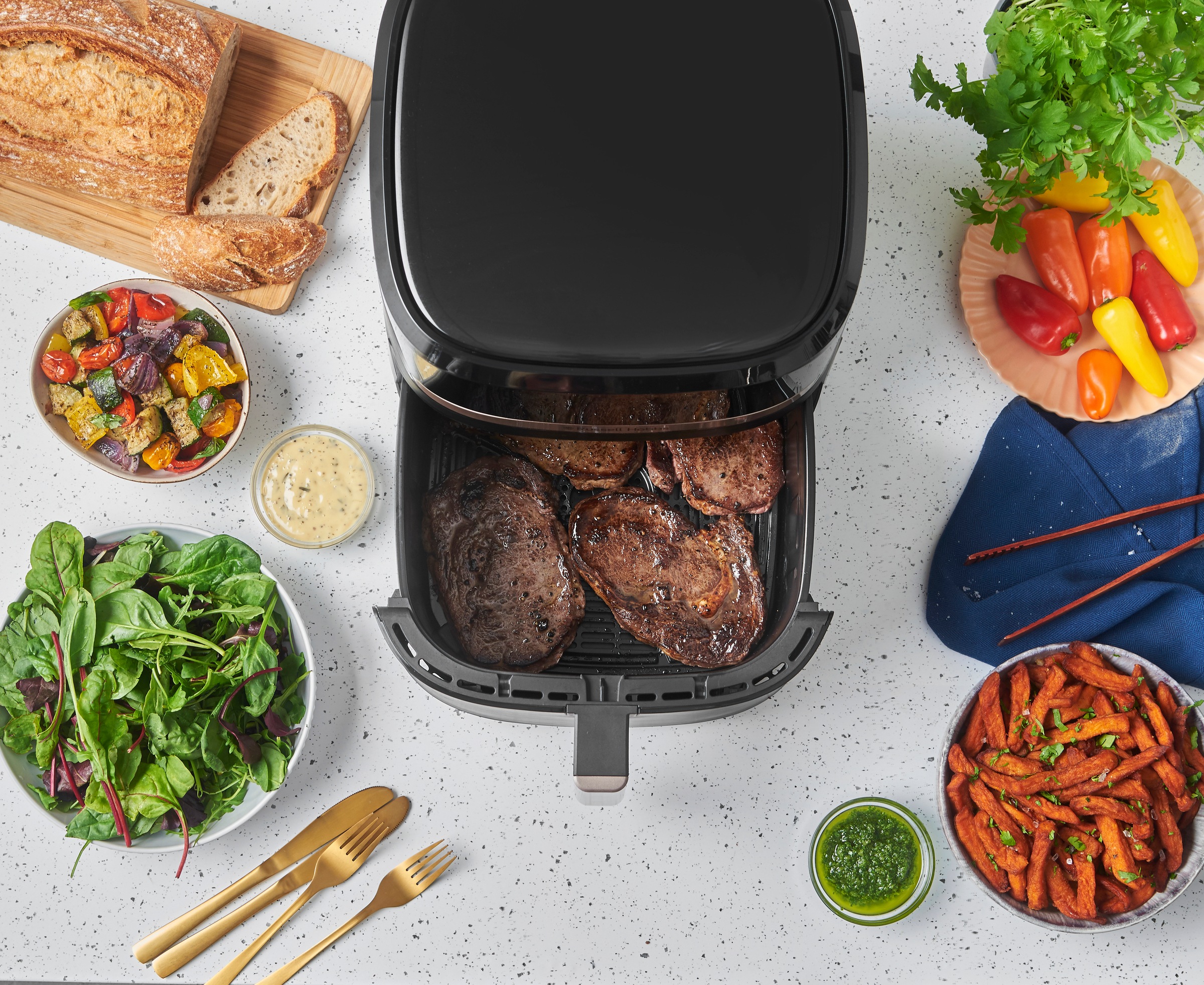 RUSSELL HOBBS Heißluftfritteuse »27630-56 SatisFry, 8,3 L«, 1800 W, Airfryer–wenig oder kein Öl erforderlich, 9 Programme, 8,3 L