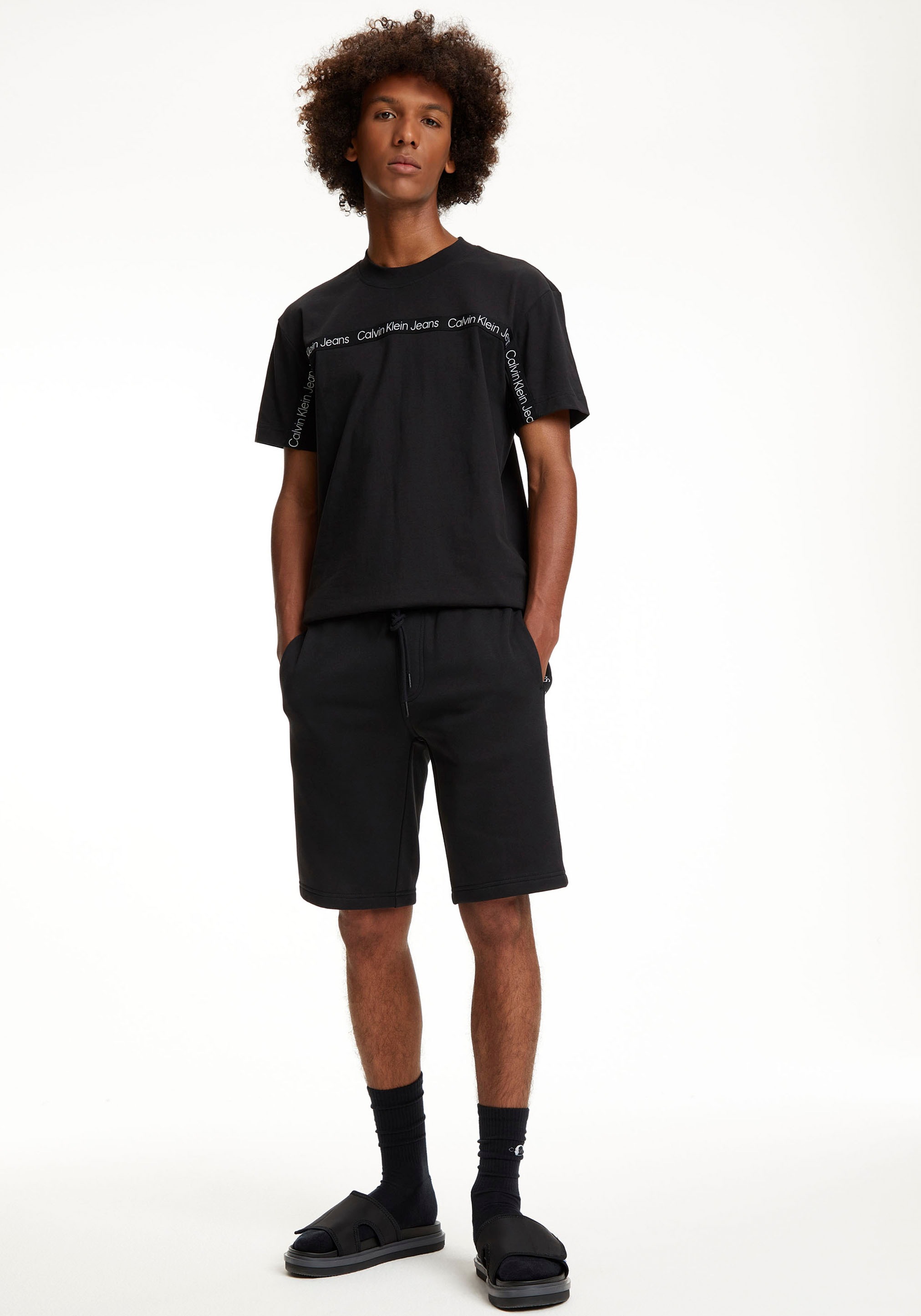 Calvin Klein Jeans Kurzarmshirt mit coolem Calvin Klein Jeans Logodesign