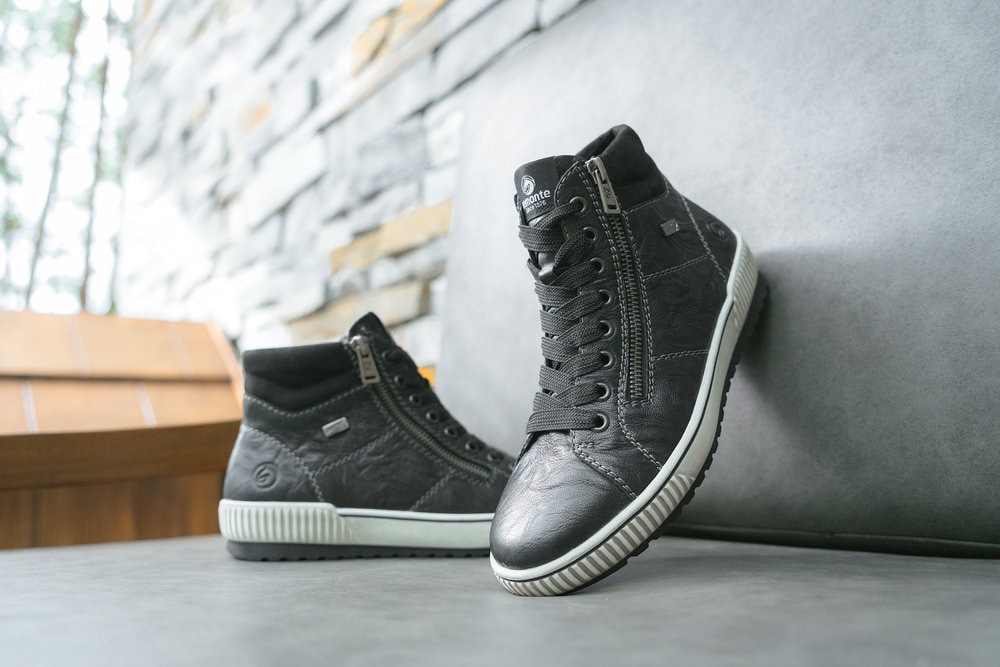 Remonte Schnürboots, Plateau, Schnürstiefelette, Boots in Crash-Optik
